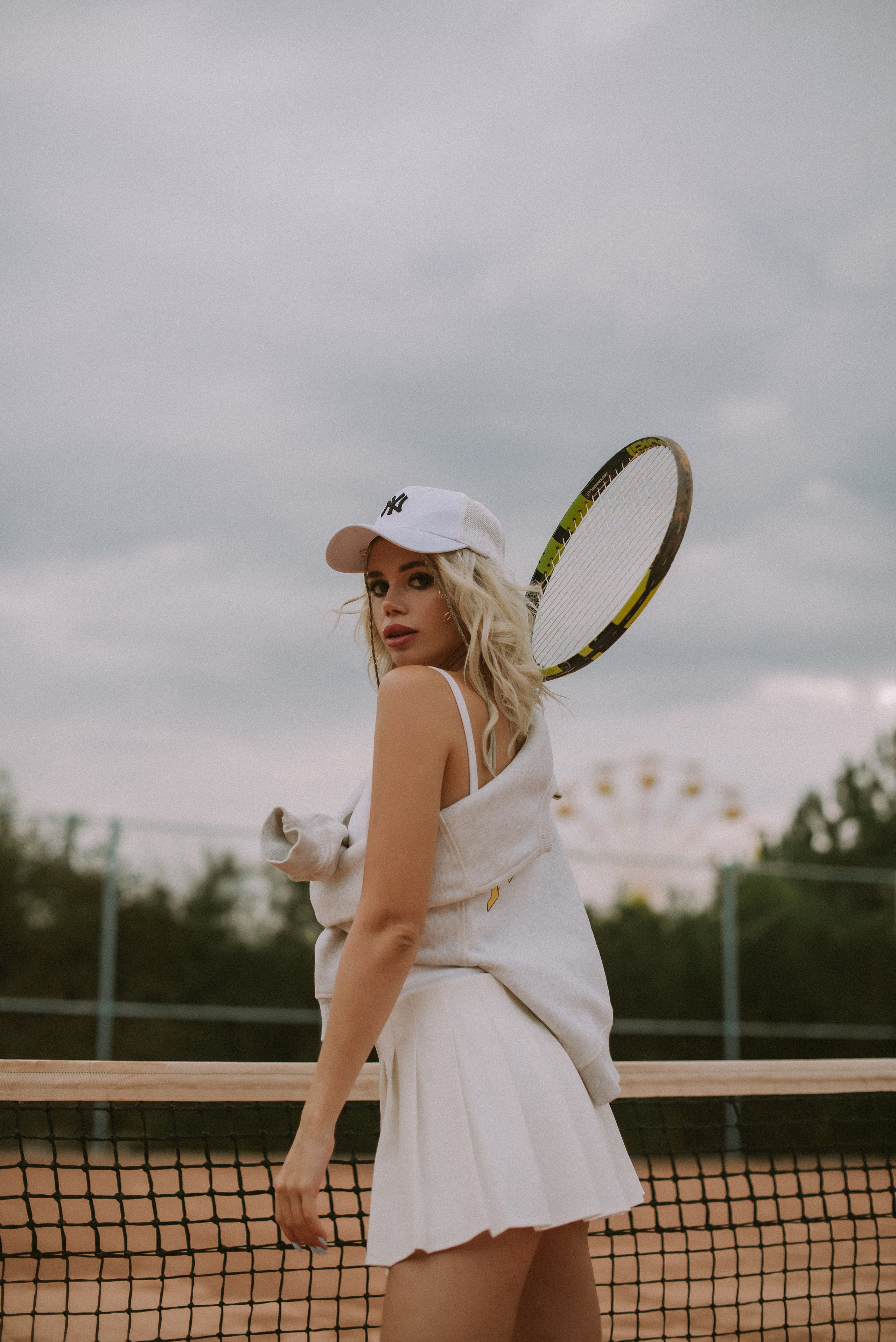 Теннисный корт Альбина. Свадебный, женский, семейный фотограф в Севастополе Юлия Мошенко