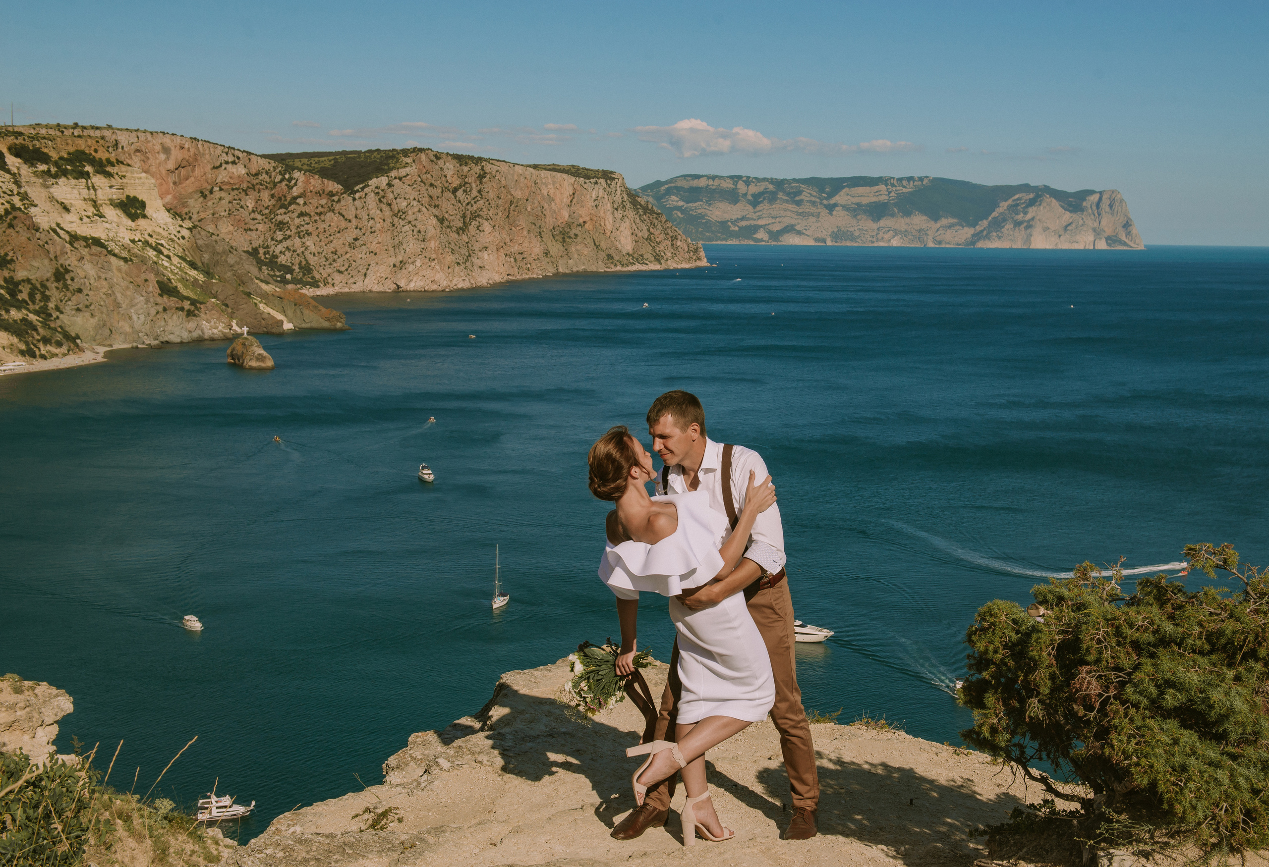 Фиолент и Балаклава. Свадебный, женский, семейный фотограф в Севастополе Юлия Мошенко