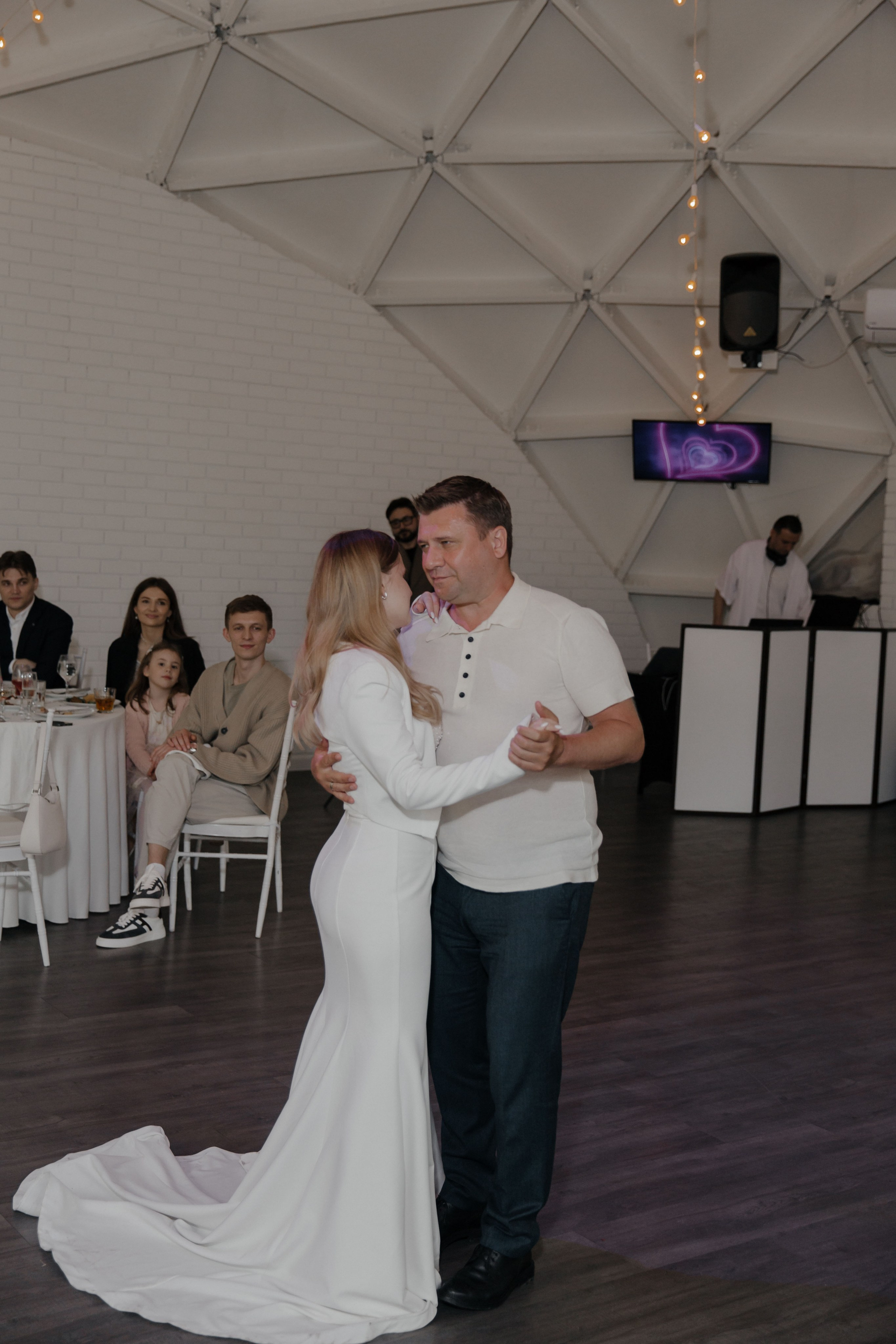 07.05.2024. RETOUCH-HOUSE