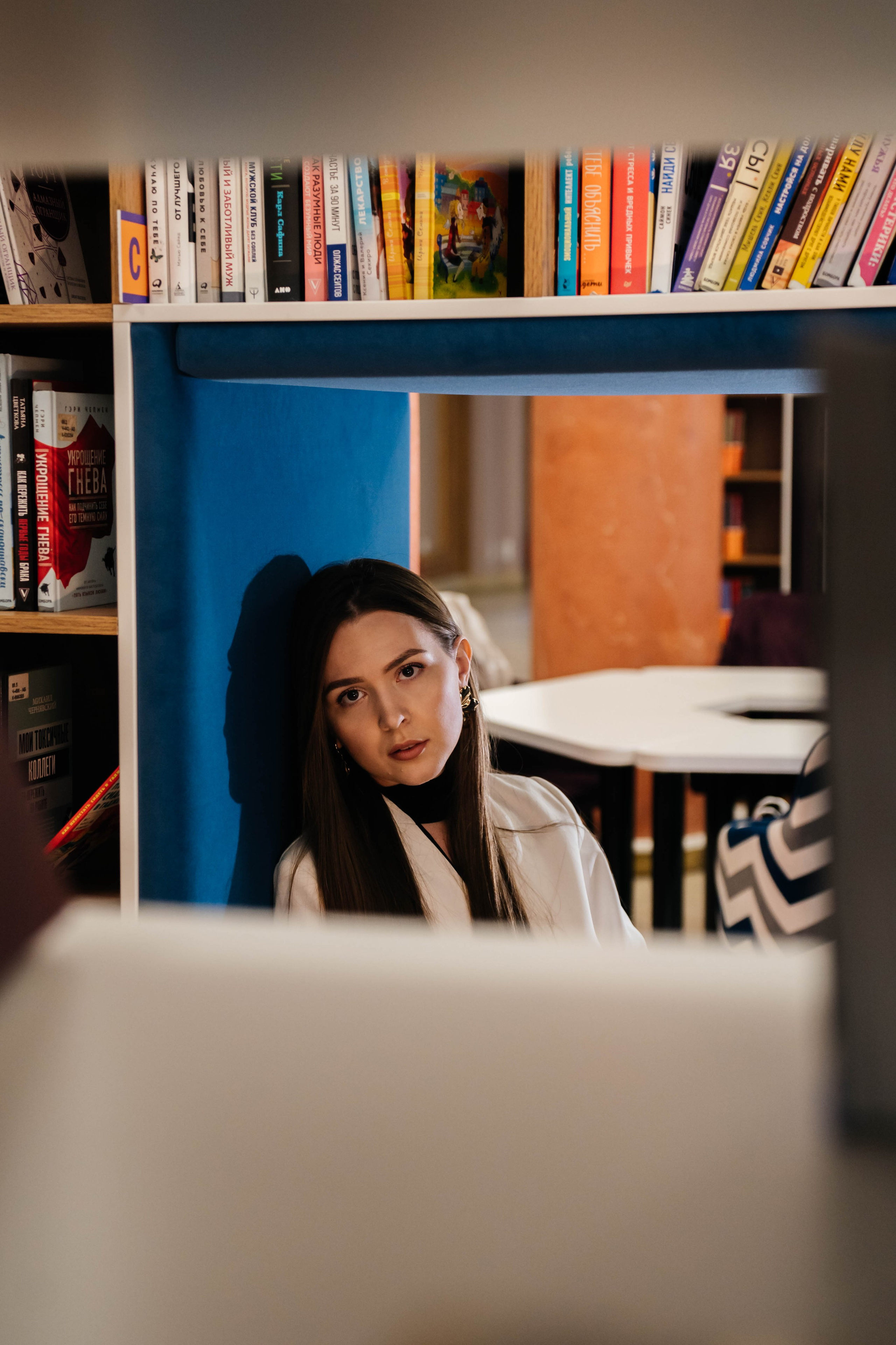 В библиотеке. Видеограф и Фотограф в Челябинске Ксения и Владимир Рюмины