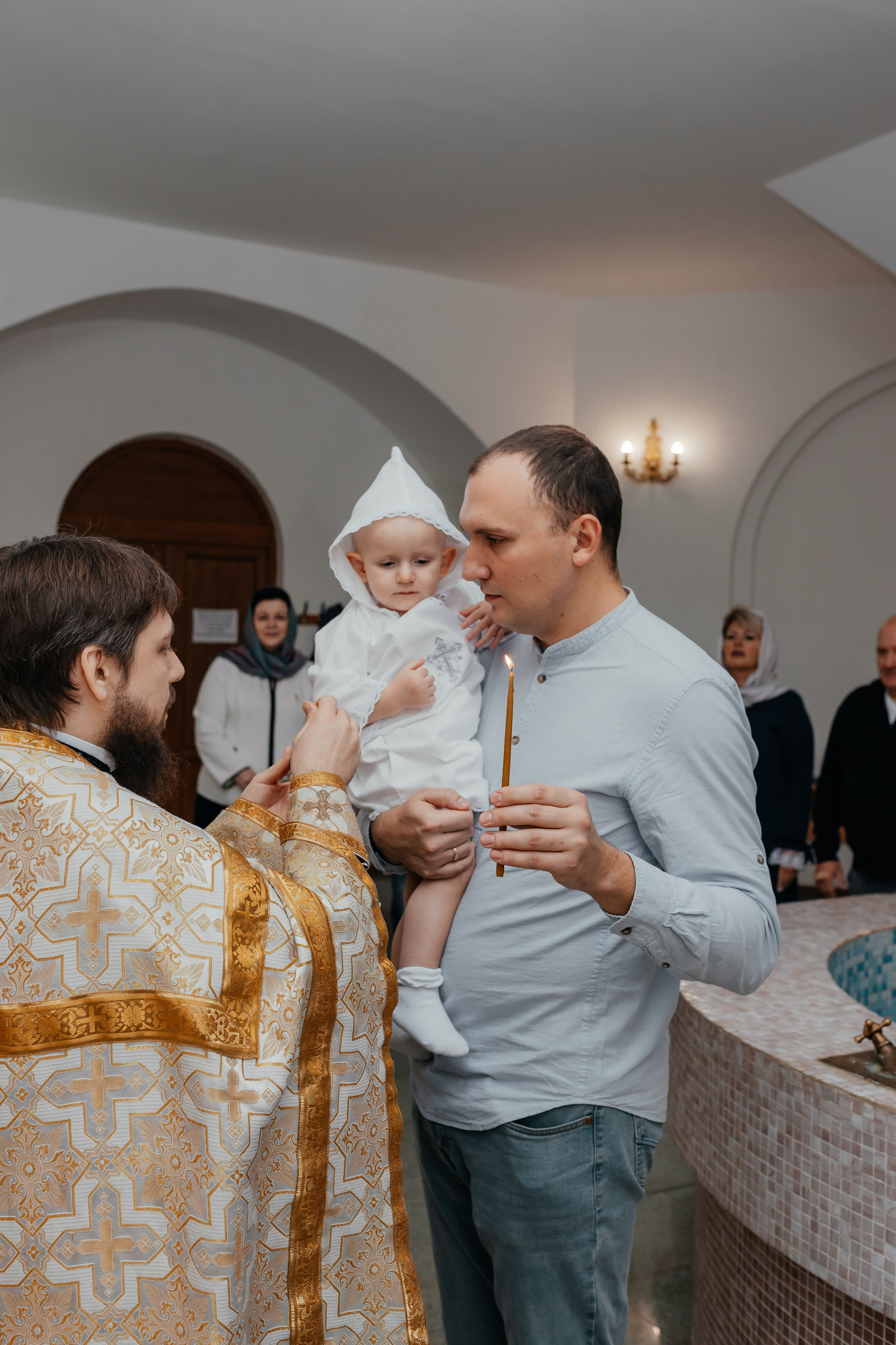 Крещение Георгий. Семейный и домашний фотограф в Москве и МО Королева Валерия