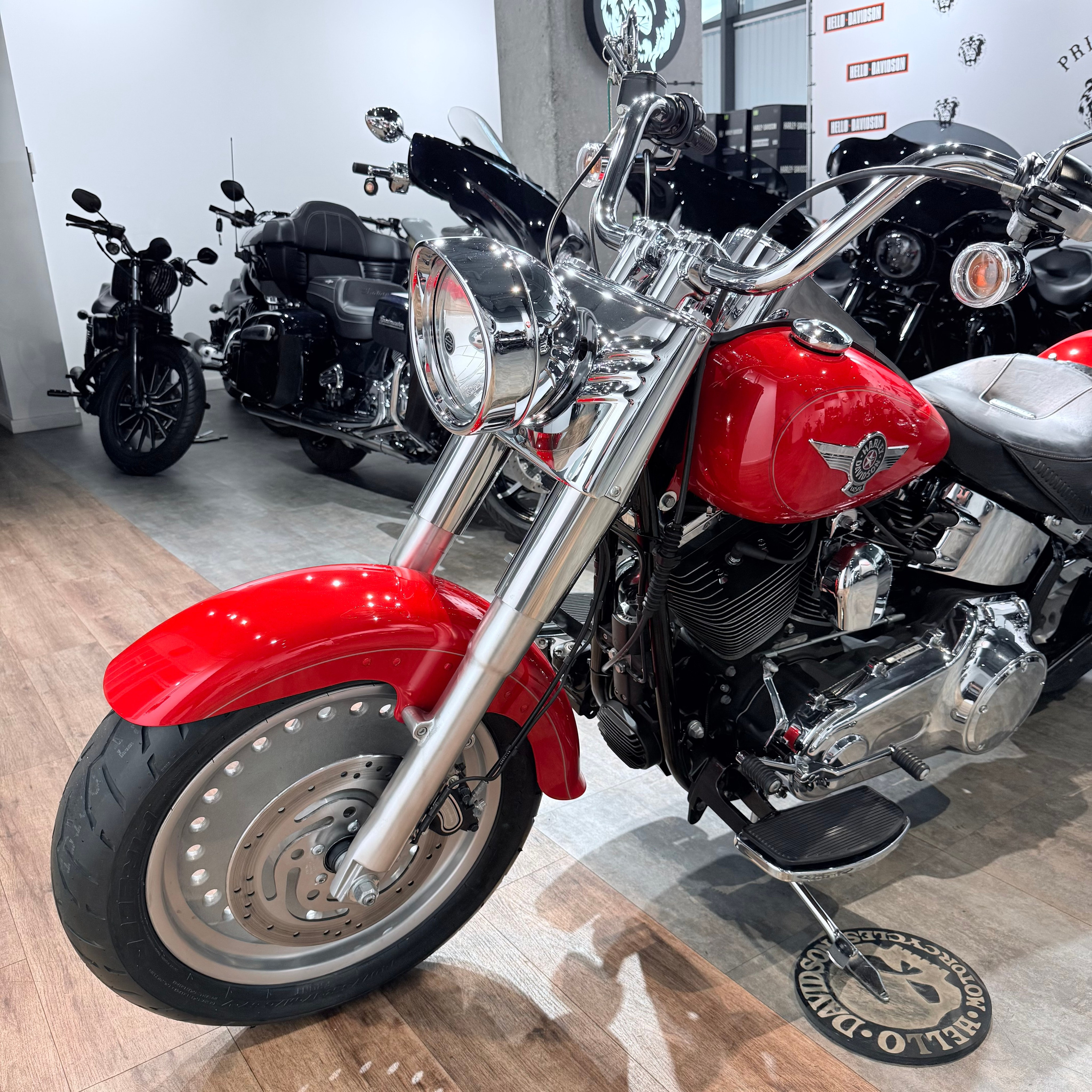2010 Fat Boy АВS Rеd Сherry Реаrl. Hello Davidson, Москва. Только хорошие мотоциклы…