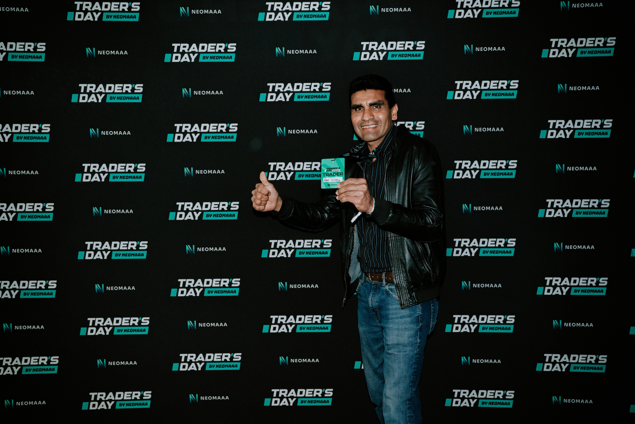 TRADERS DAY By NeomAAA Bogota. NeomAAA Funds Gallery