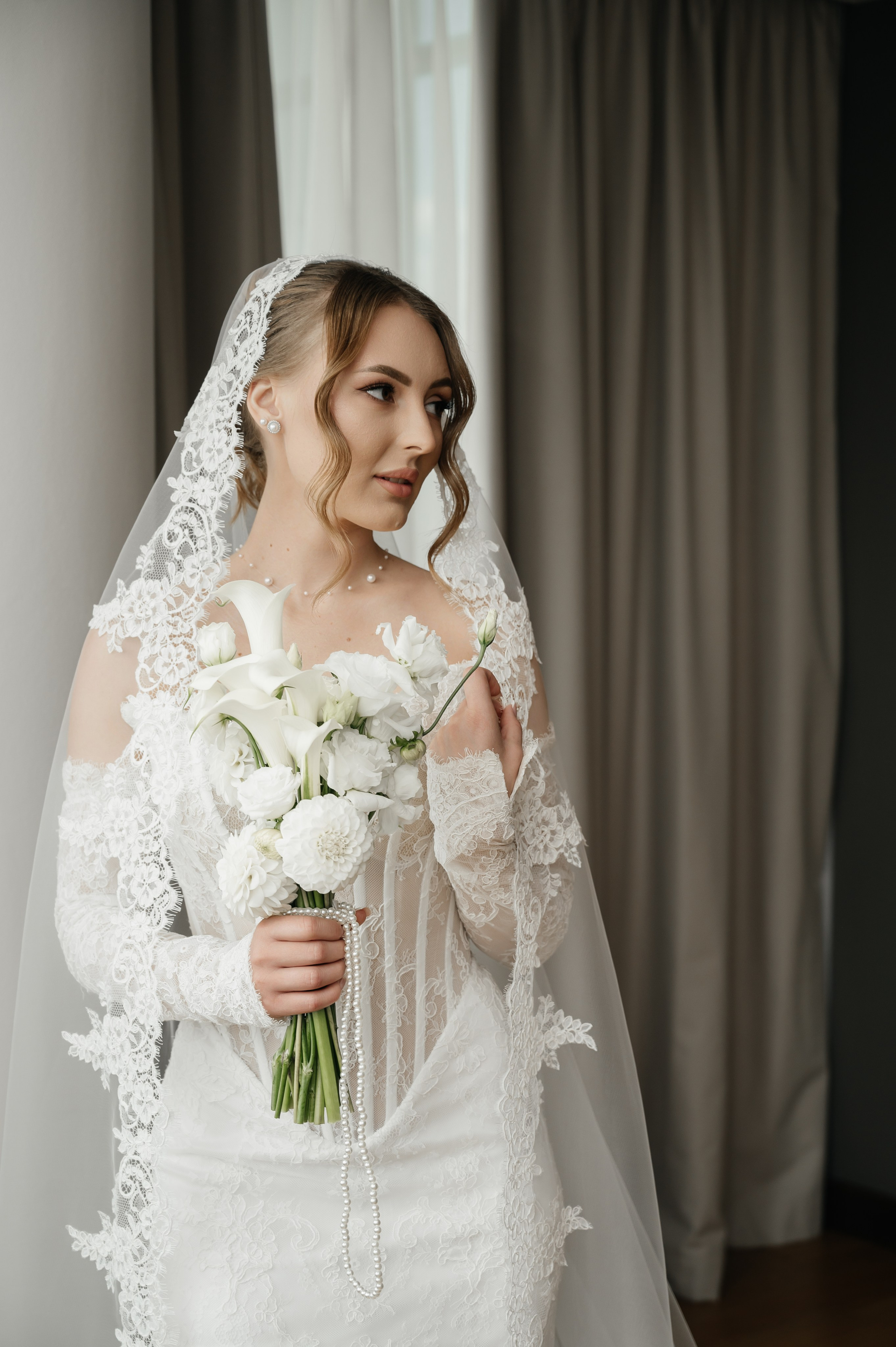 Свадьба (утро в отеле). Свадебный и семейный фотограф в Краснодаре Алина Мельник