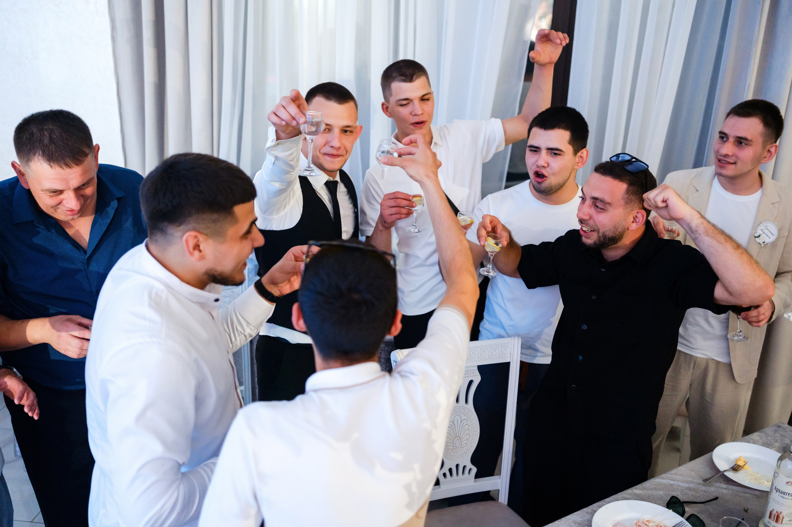 Тазабег и Диана. Свадебный фотограф | репортаж | праздники | крещение