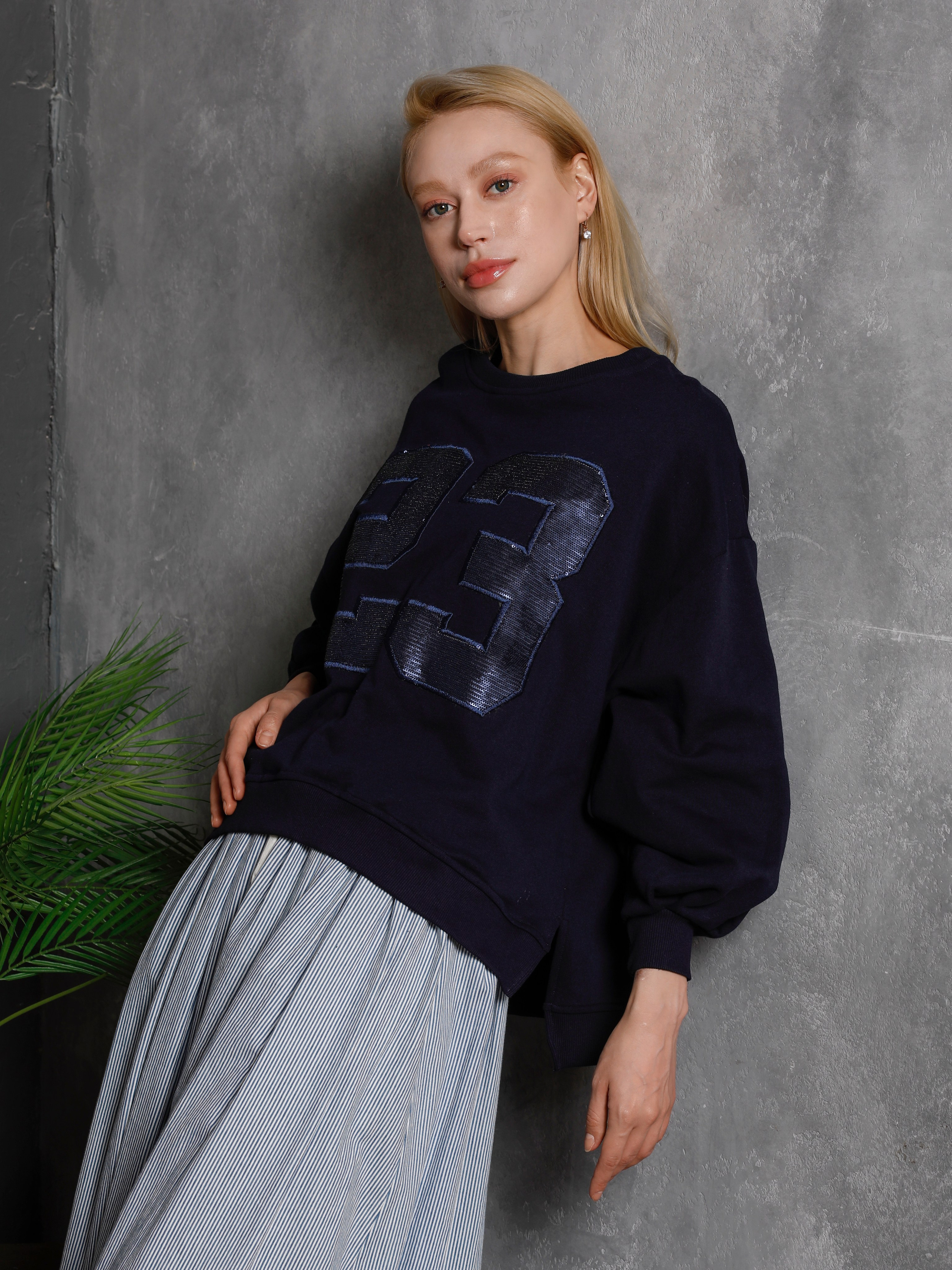 Souvenir. Elizabeth Marriott