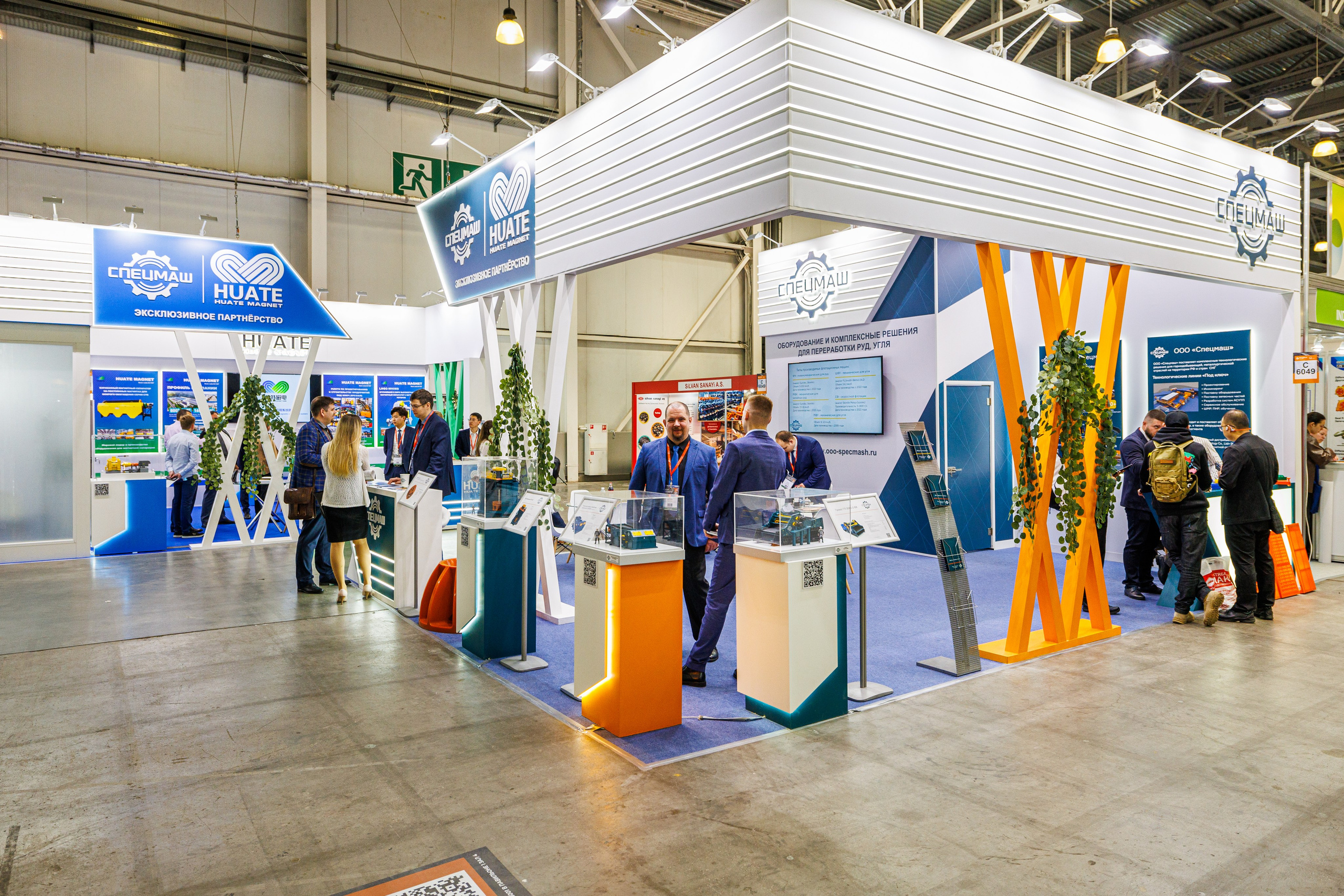 Съёмка стенда на выставке. Фотограф на мероприятие в Москве Марик