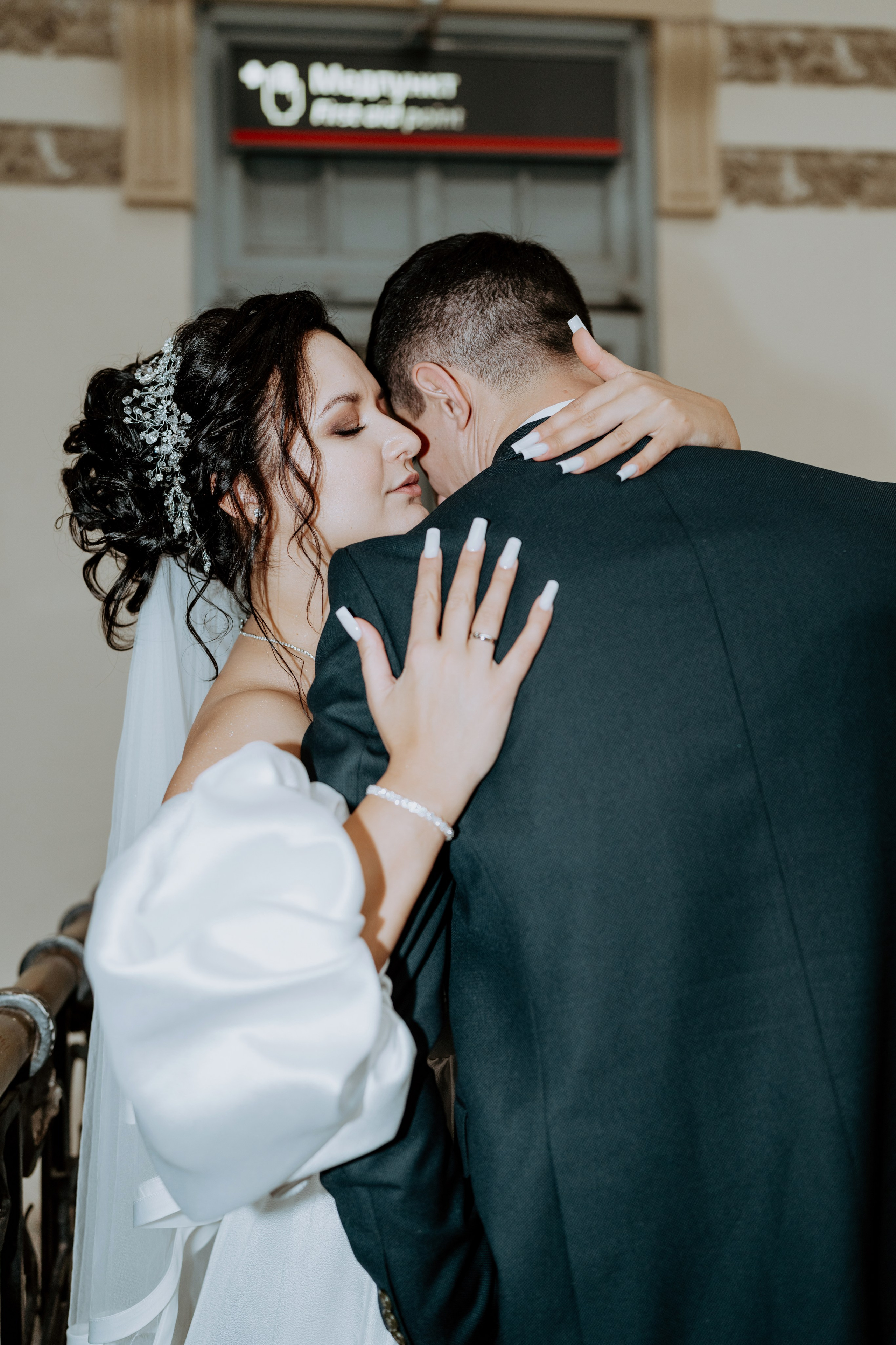 Свадьба, Витебский вокзал. Фотограф Оксана Шавва