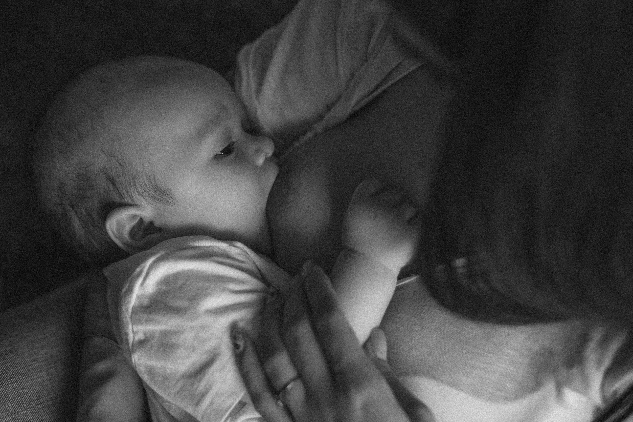 Малыш Мирон с родителями. Фотограф  Потапова Анна