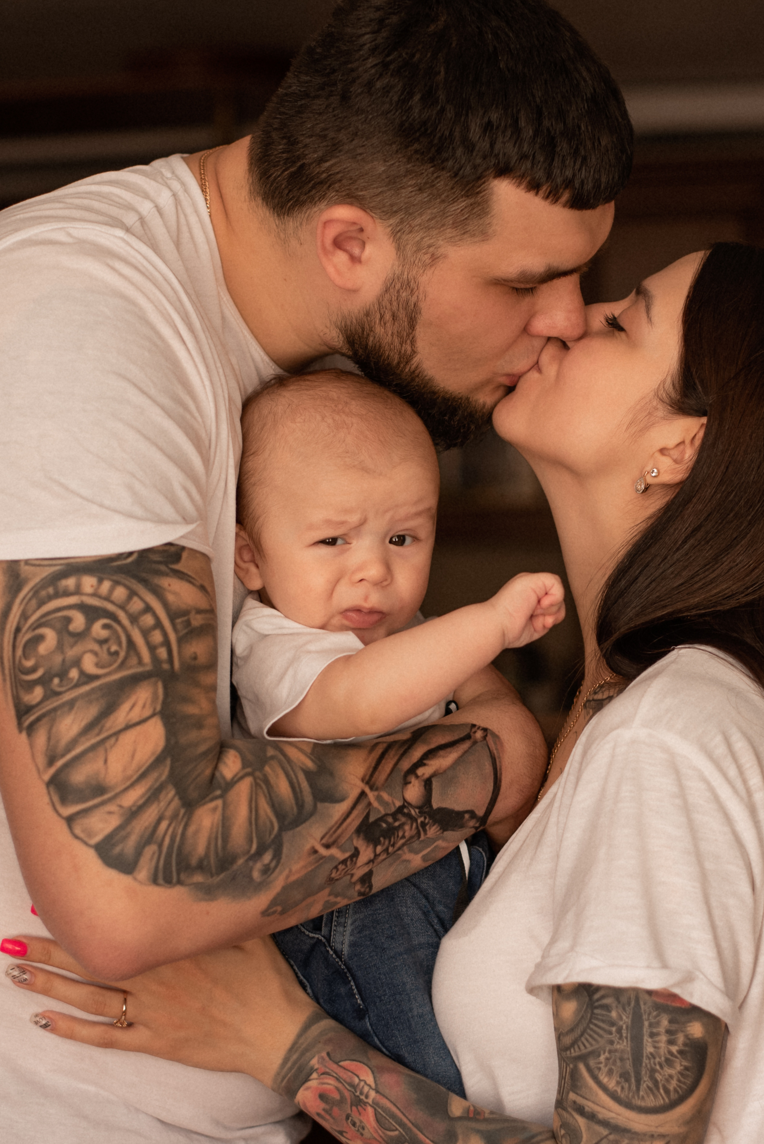 Малыш Мирон с родителями. Фотограф  Потапова Анна