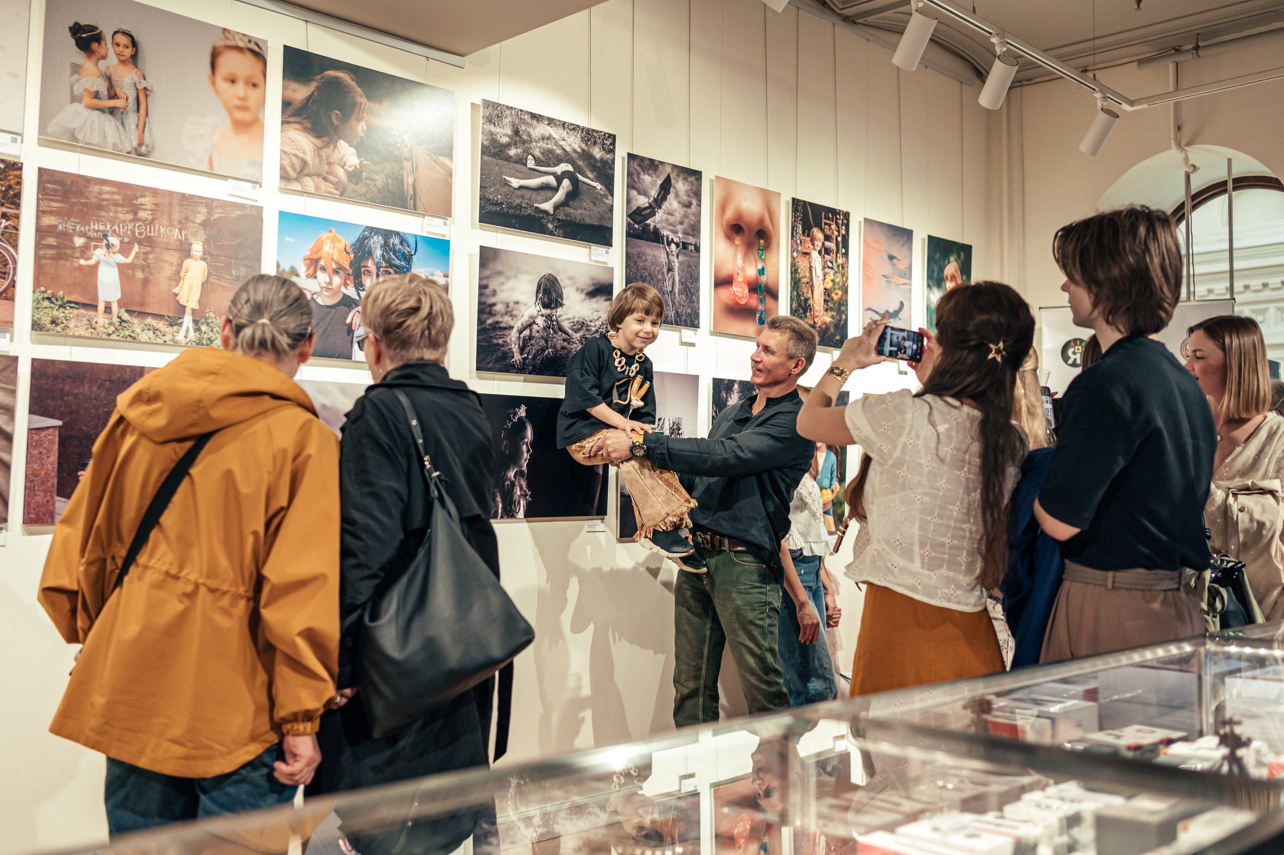 «Предварительная версия будущего» Москва Гум. ARTEXPOPHOTO