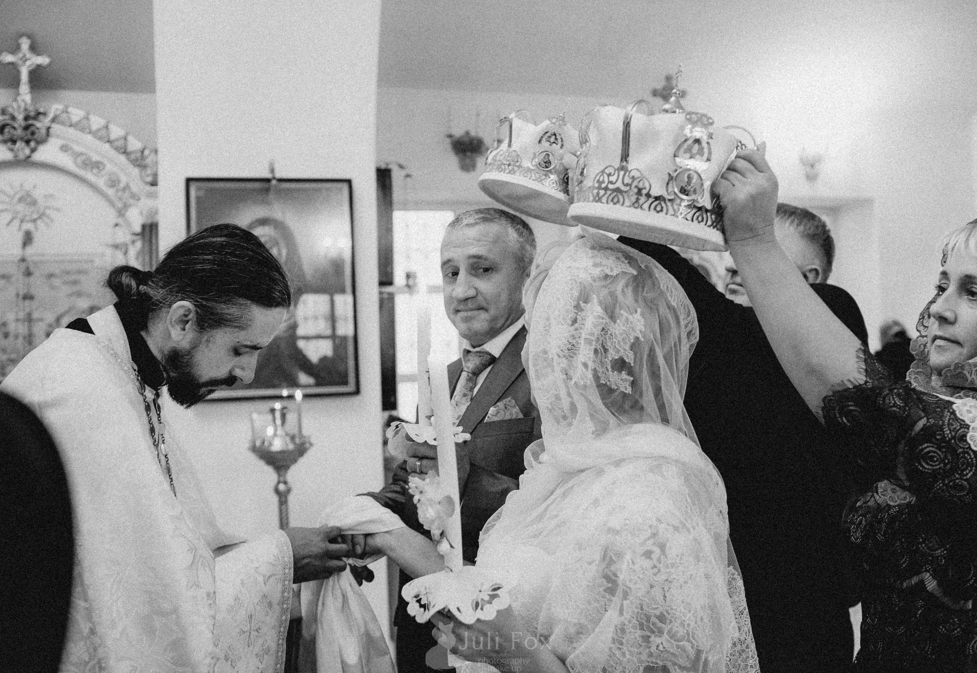 Фотограф на крещение во Владивостоке. Портретный, свадебный, репортажный фотограф во Владивостоке Юлиана Джули Фокс