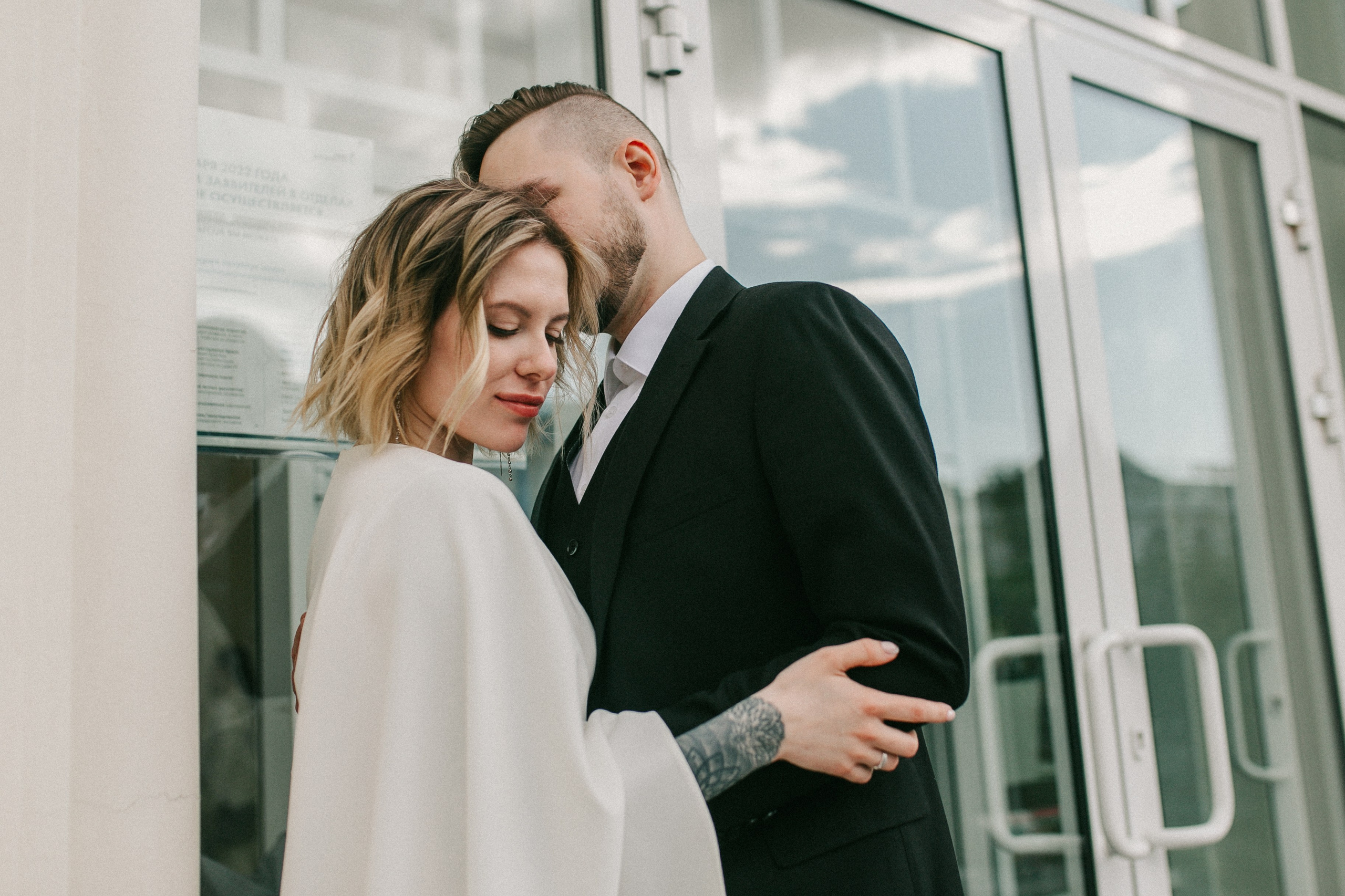 ЗАГС. Эвия и Александр. Фотограф Дарья Воскресенская в Москве