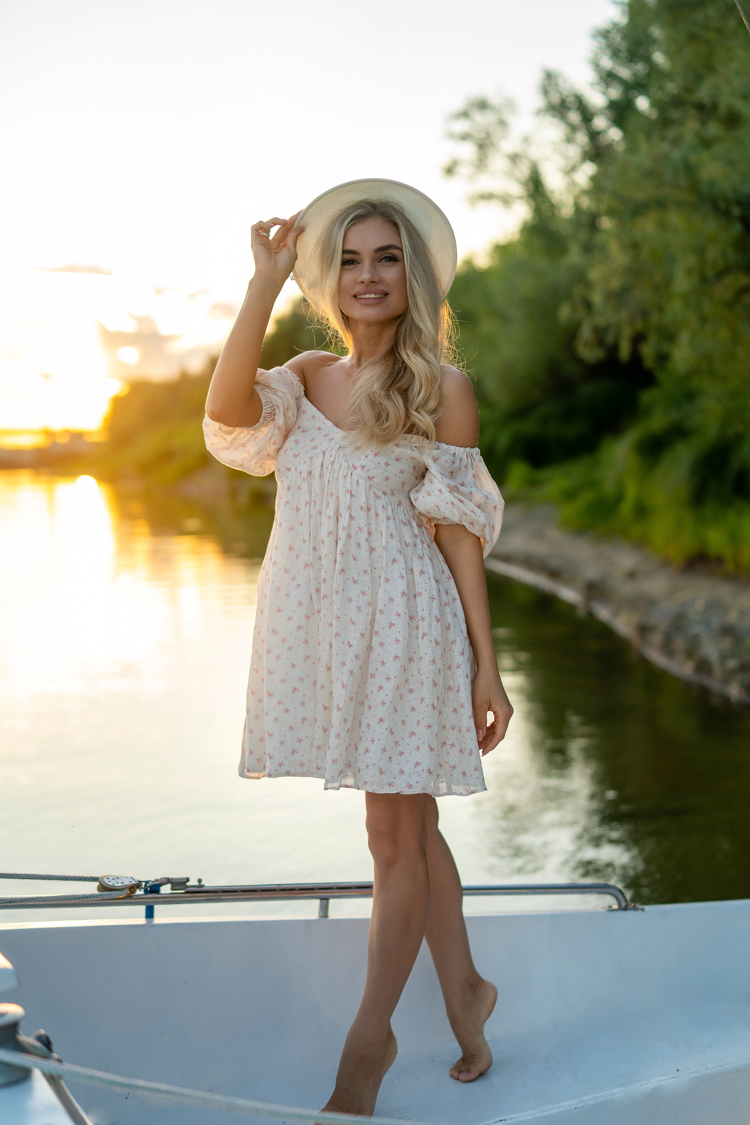 Виктория. Главная