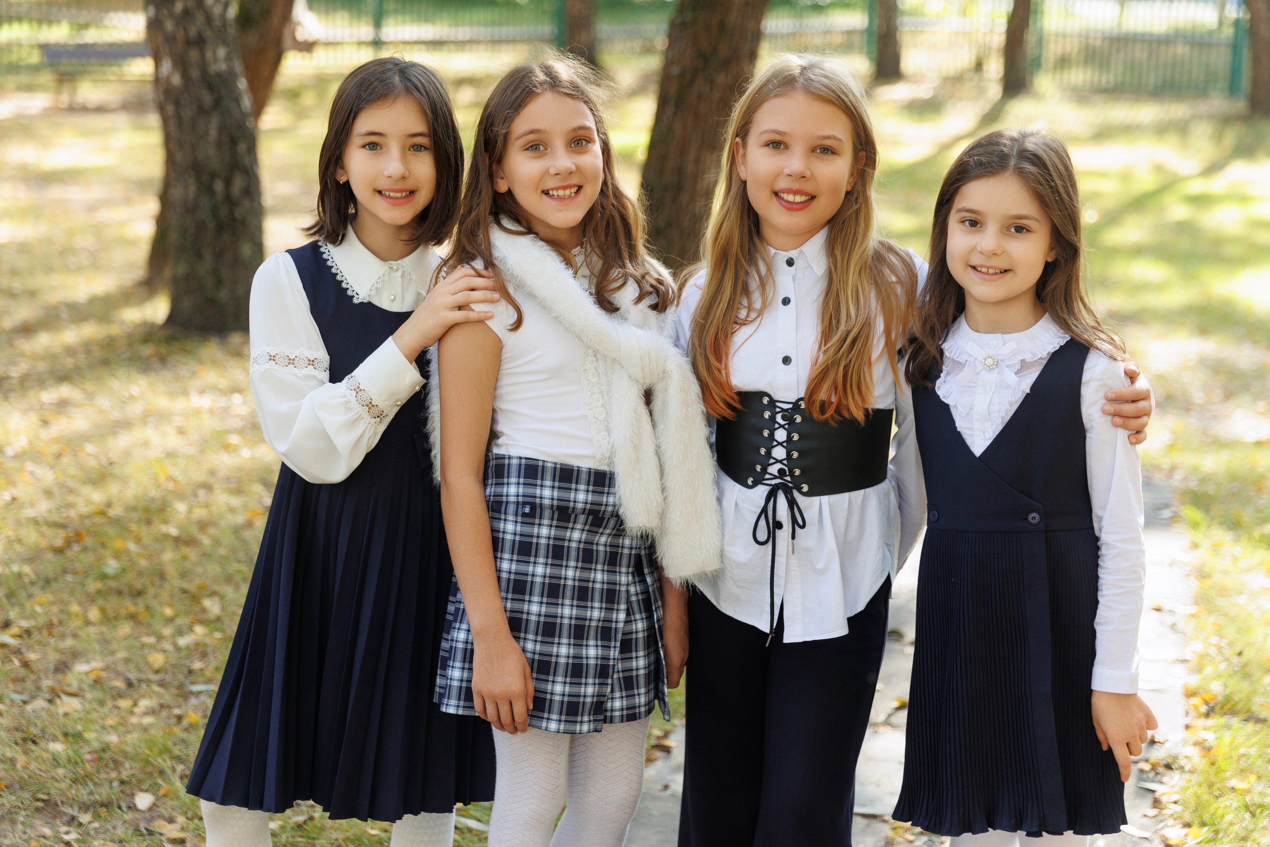 НАЧАЛЬНАЯ ШКОЛА. Выпускные альбомы, школьные фотографии, детский сад, Москва и Московская область