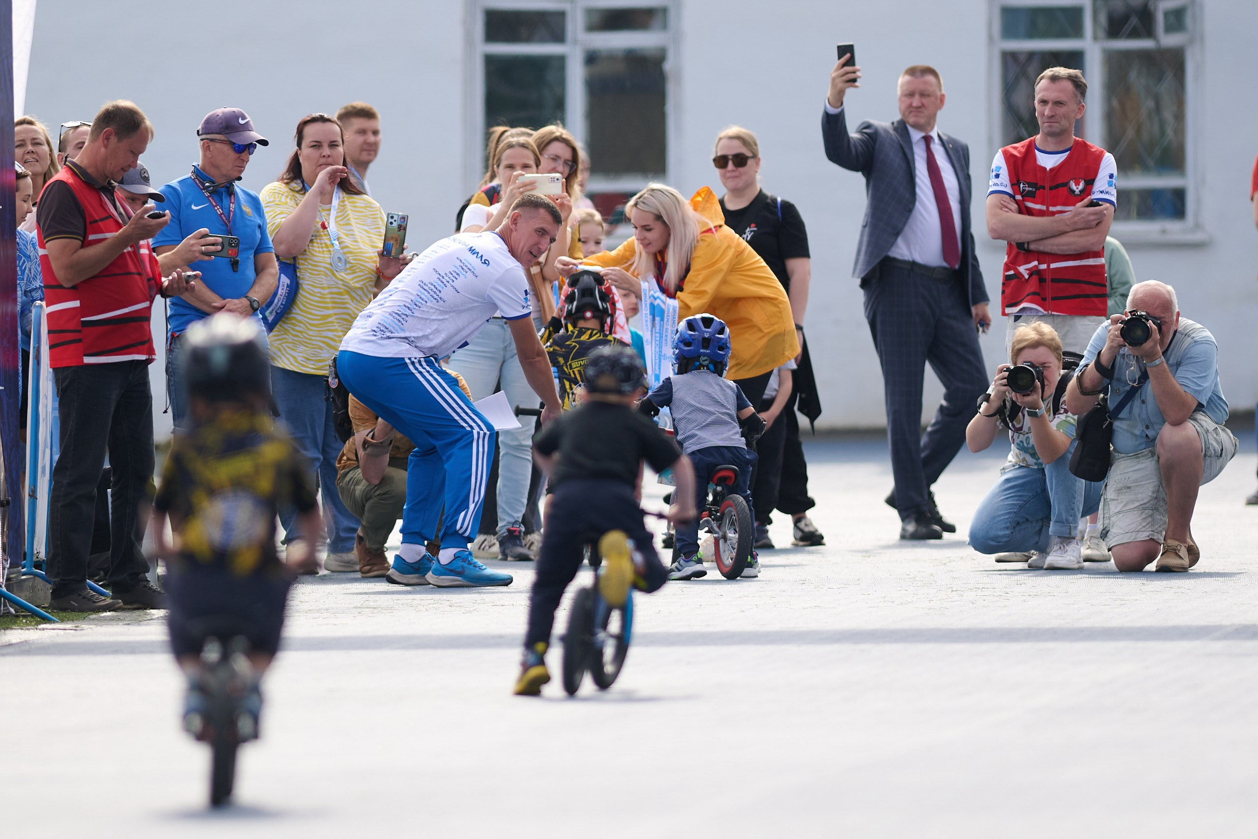 Динамовская миля 2024. Спортивный репортажный фотограф в Ижевске Сергей Мерзляков