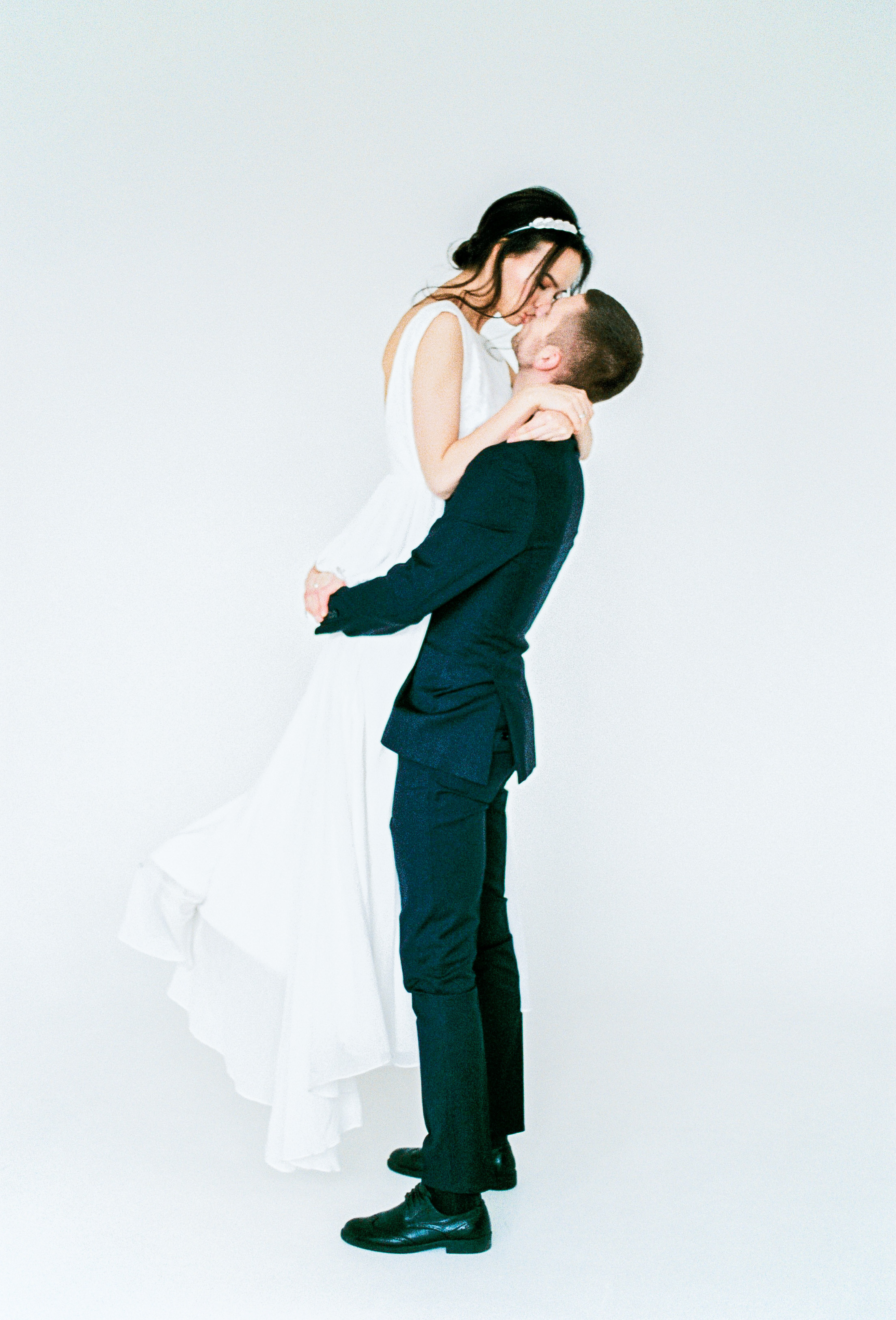 Фотосессия для двоих, лавстори в студии. Портреты студия Москва. Модельные тесты. Lovestory студия в Москве. Женсий фотограф