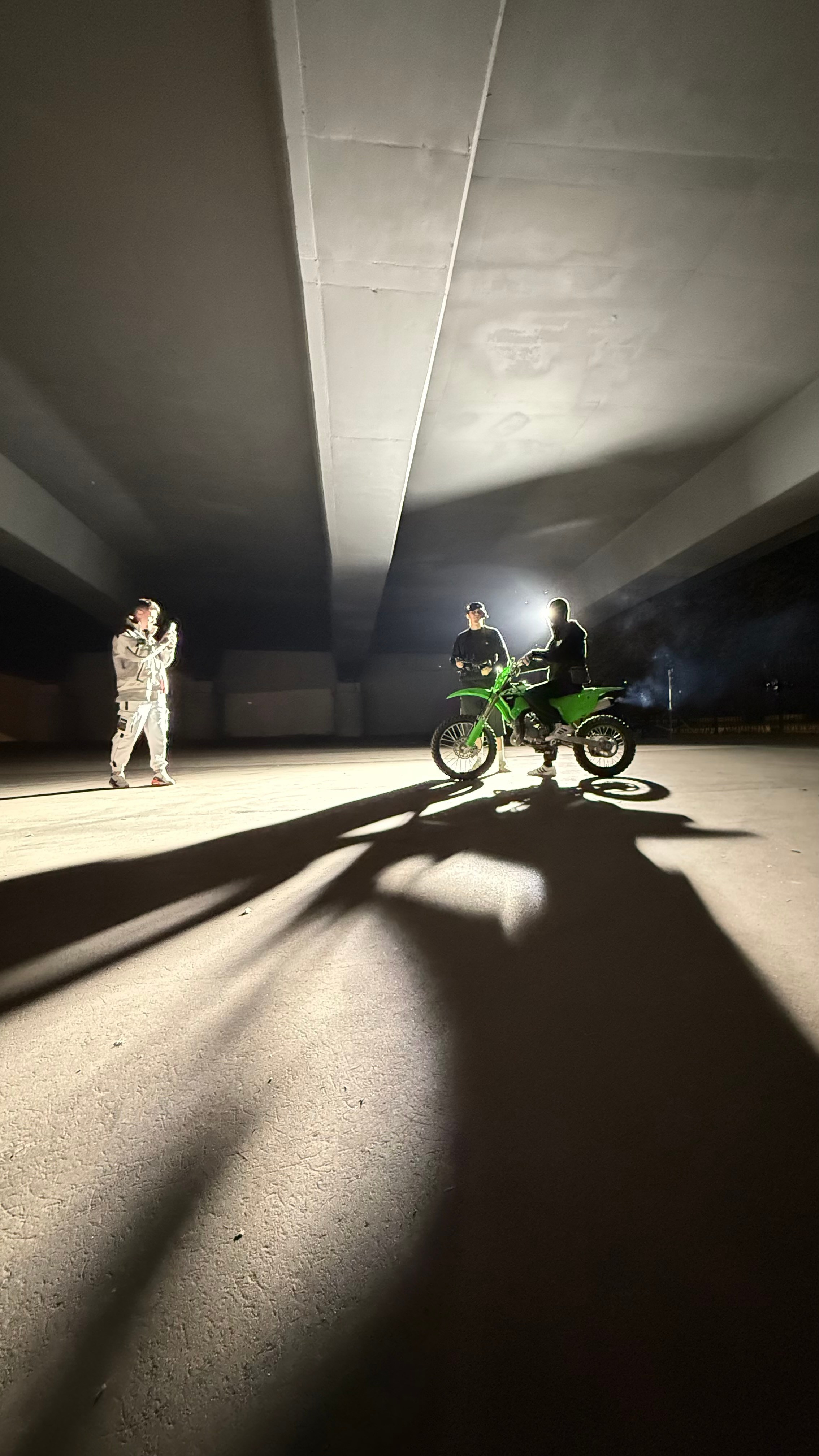 BACKSTAGE GALLERY. «MAK FLAME»