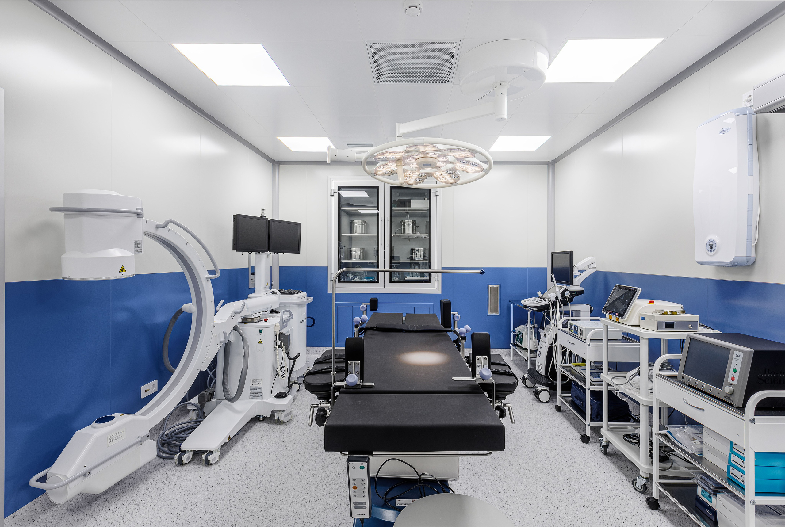 Какие преимущества для больницы дает профессиональная фотосъемка?Инвестиции в профессиональную фотосъемку приносят значительные дивиденды, укрепляя позиции вашего центра на рынке медицинских услуг