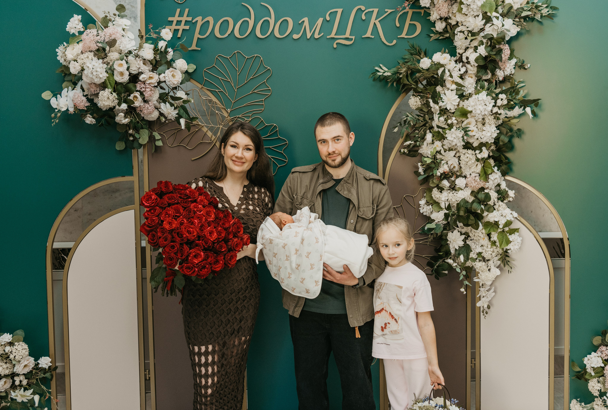 Выписка Евы в ЦКБ. Фотограф на выписку из роддома в Москве и МО