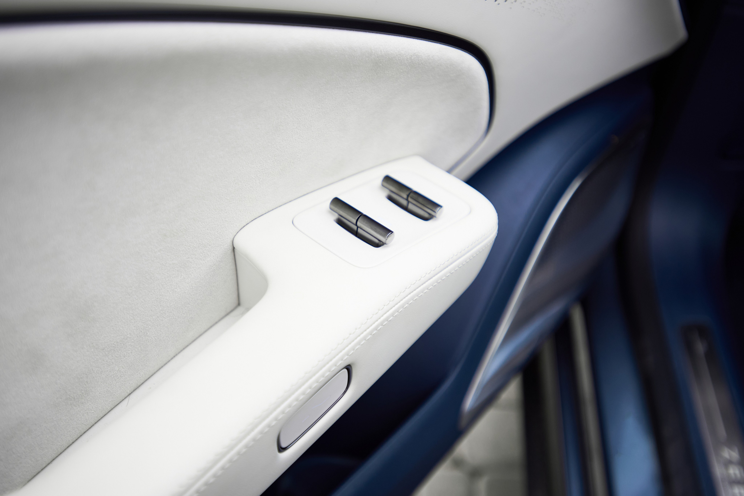 Zeekr 007. Автомобильный и интерьерный фотограф в Минске Александр Тагаев