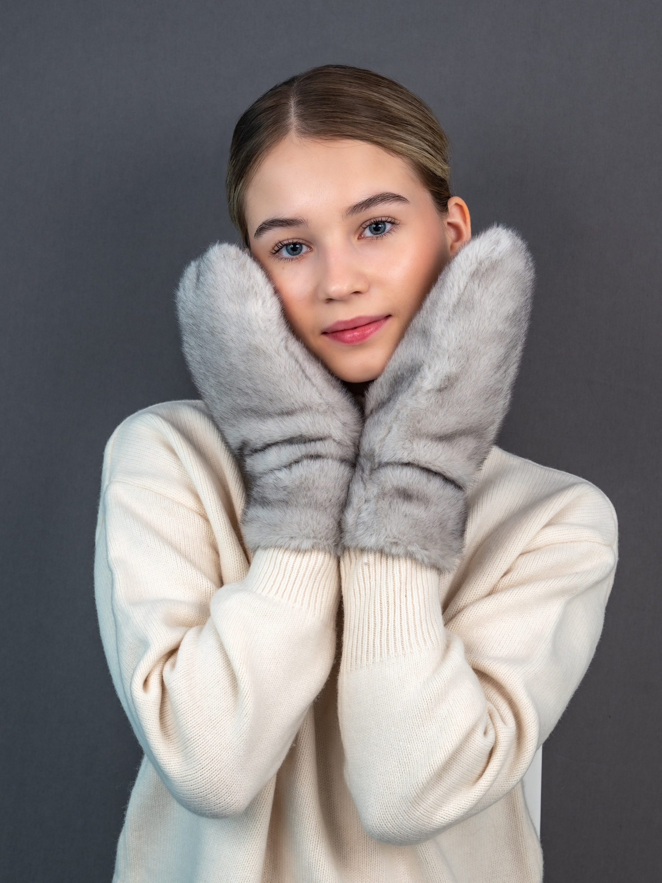 Каталог лук бук съёмка для каталога одежды, для маркетплейсов. Семейный и детский фотограф в детских садах и школах