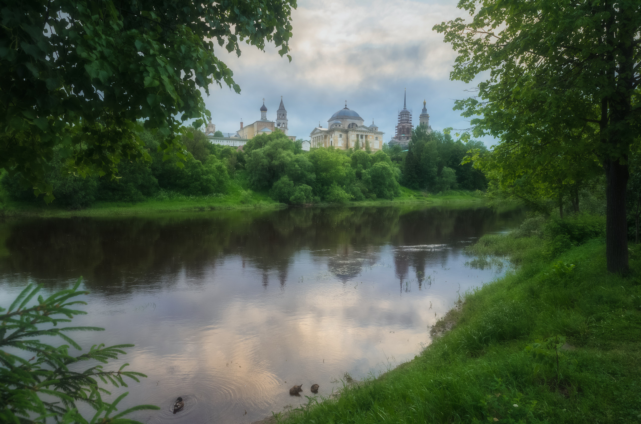 Новоторжский Борисоглебский мужской монастырь. Тверская область, г. Торжок. Пейзажный фотограф Андрей Баскевич