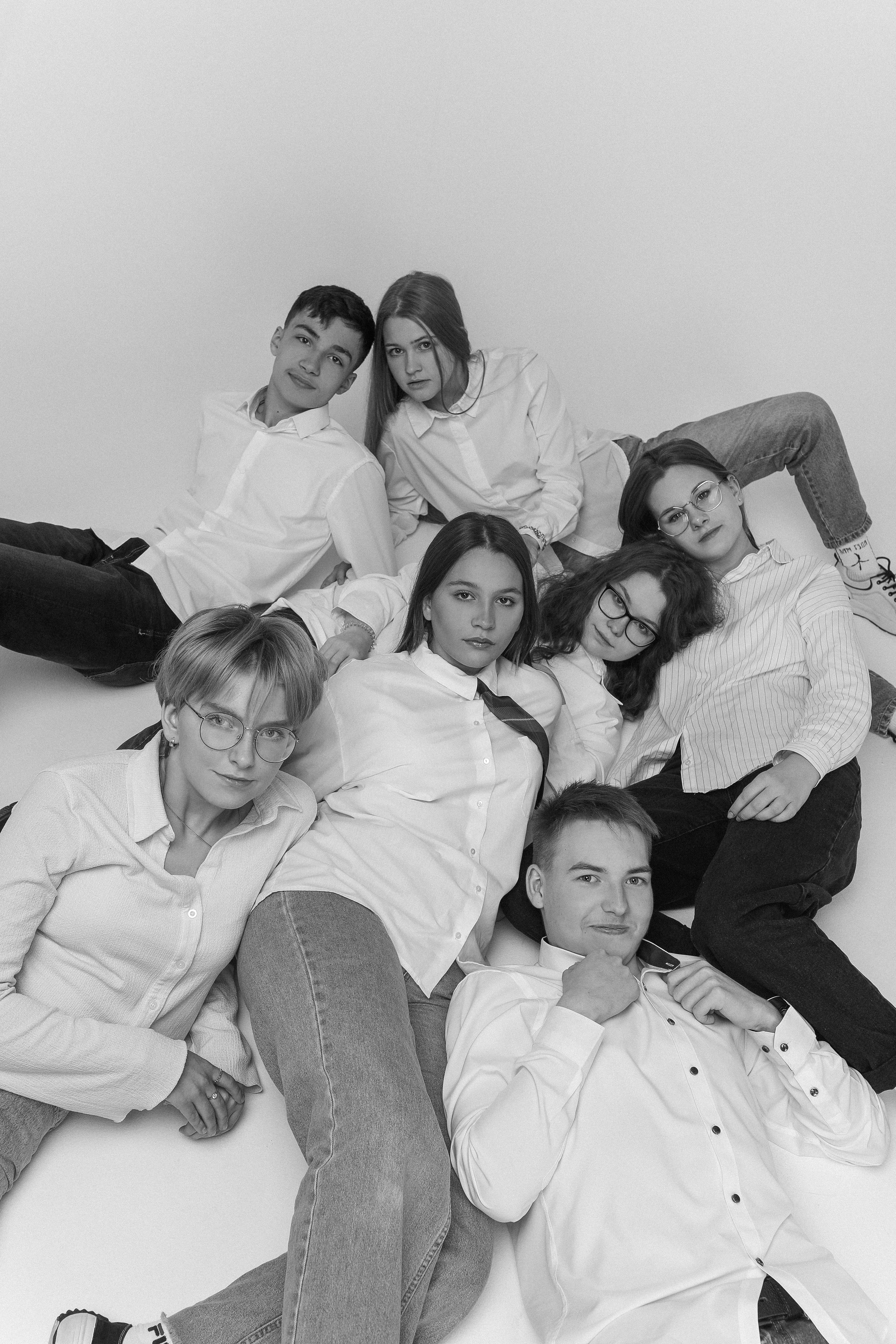 9 класс 690 школа. Лена Колягина Фотограф по любви