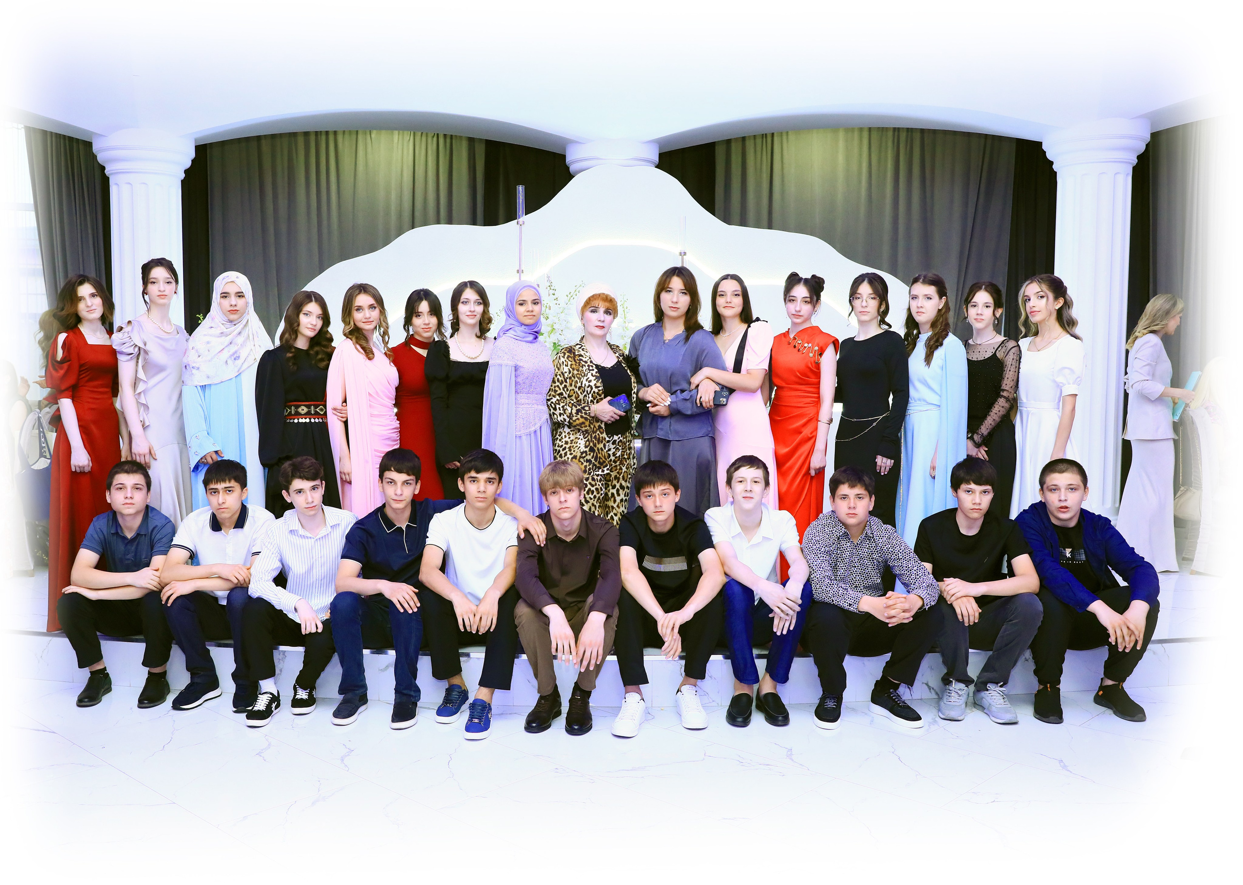 9-11 КЛАССЫ. Фотограф Роман Петраков