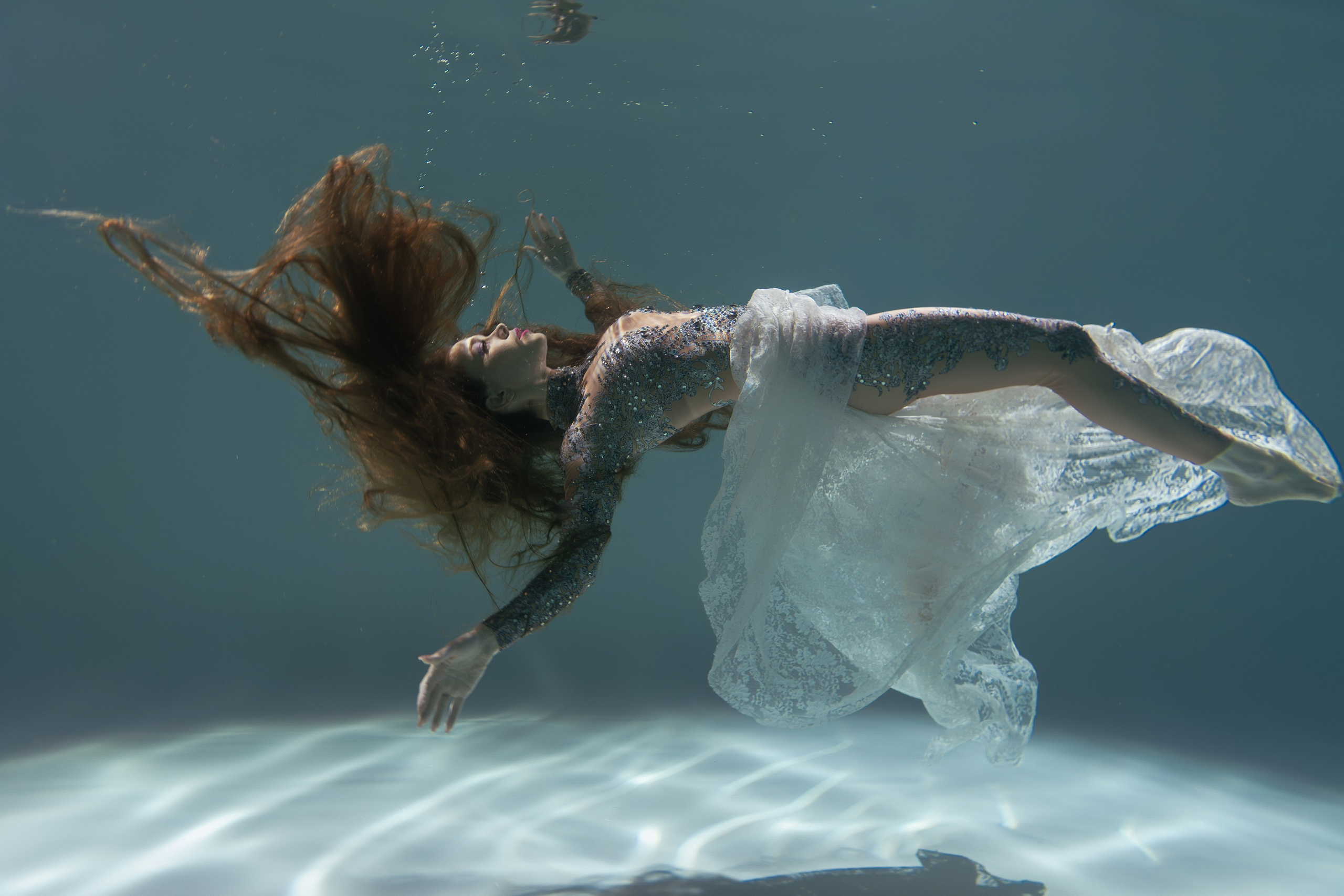 Фотосессия в студии подводной съемки | Надежда Воробьёва. Семейный и женский фотограф в Москве Надежда Воробьева