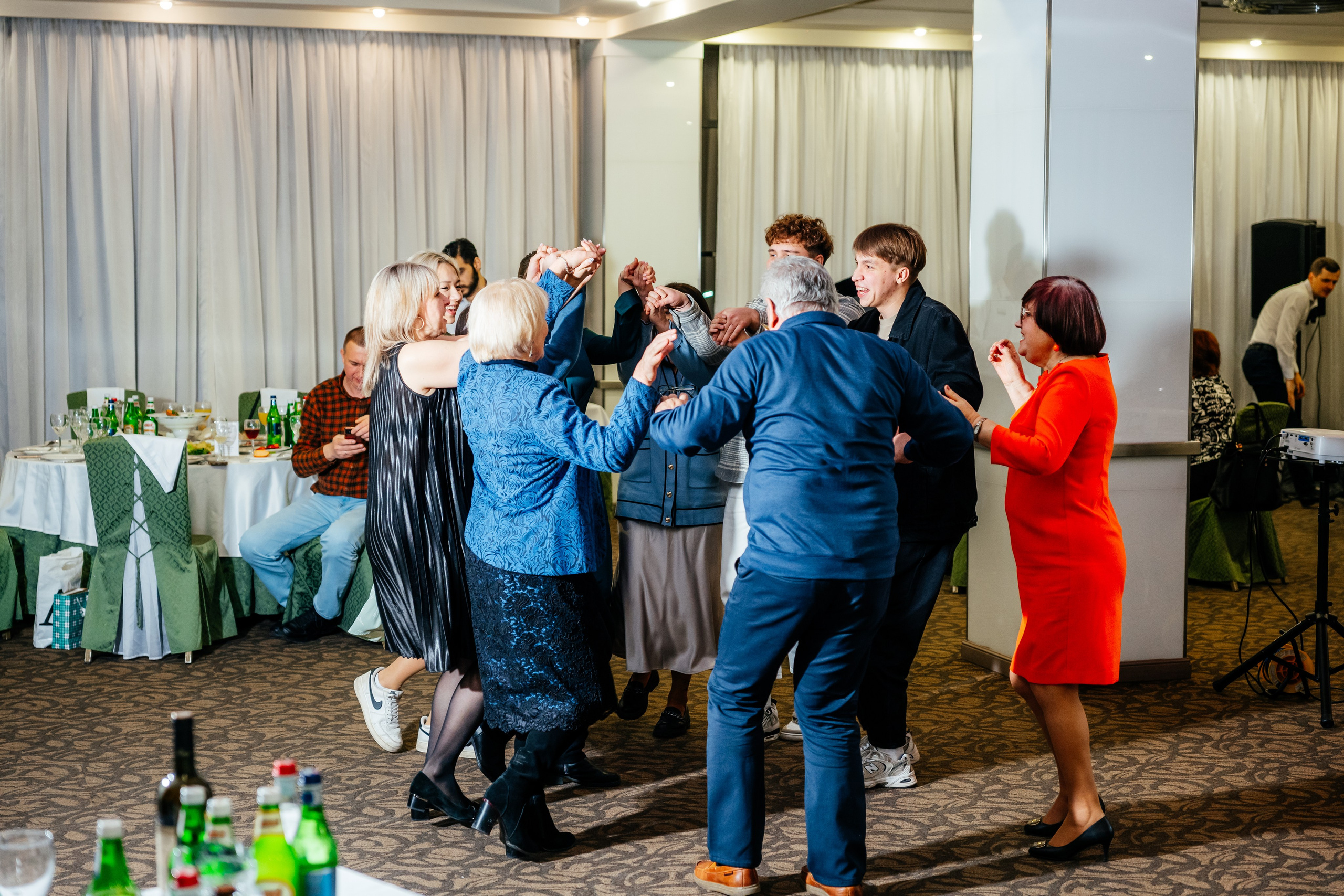 Корпоратив. Свадебный фотограф. Видеосъемка свадьбы. Ростов-на-Дону. Москва. Сочи