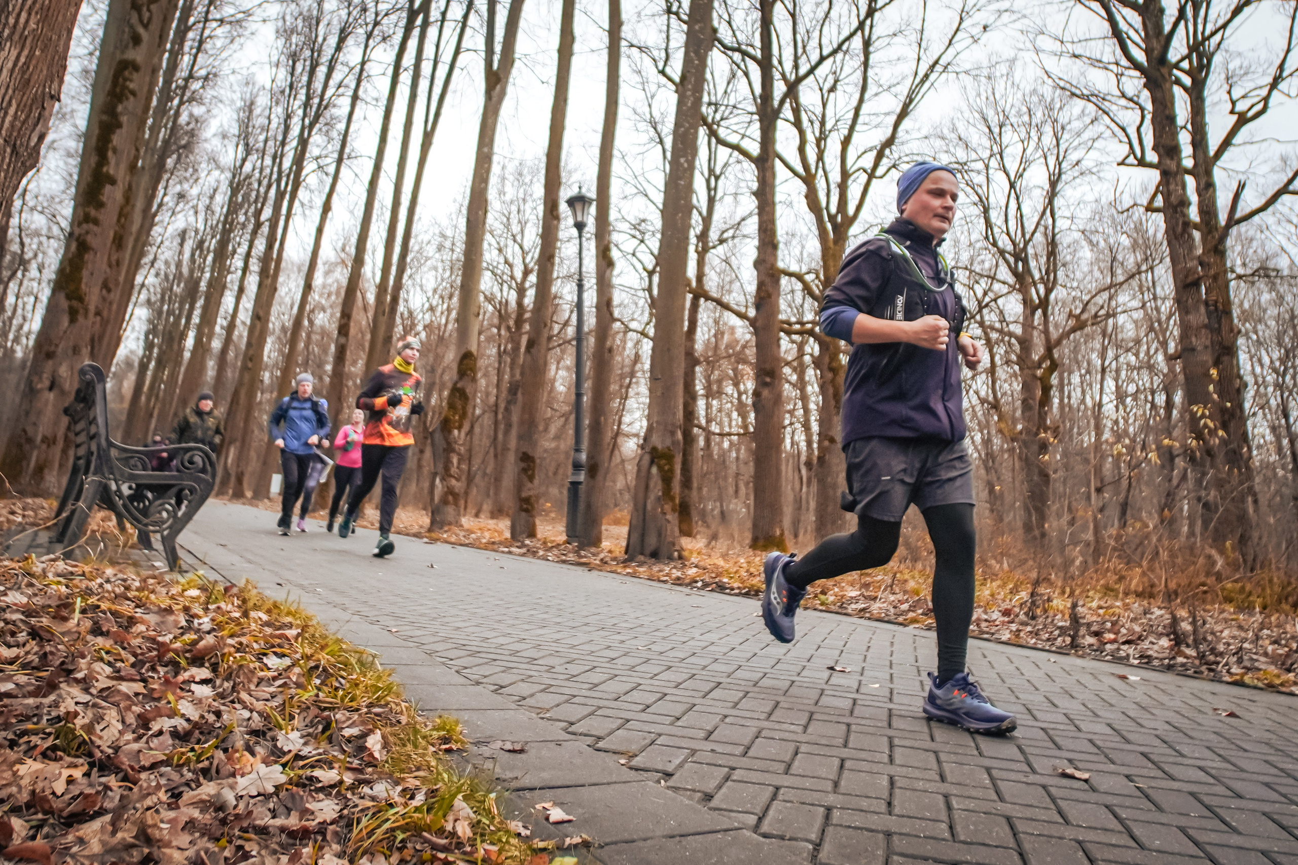 #марафонудома #яuzarun 2024 2-я петля, группа 6:30. Роман Капилюшов. Бег. Фото. Видео. г. Люберцы