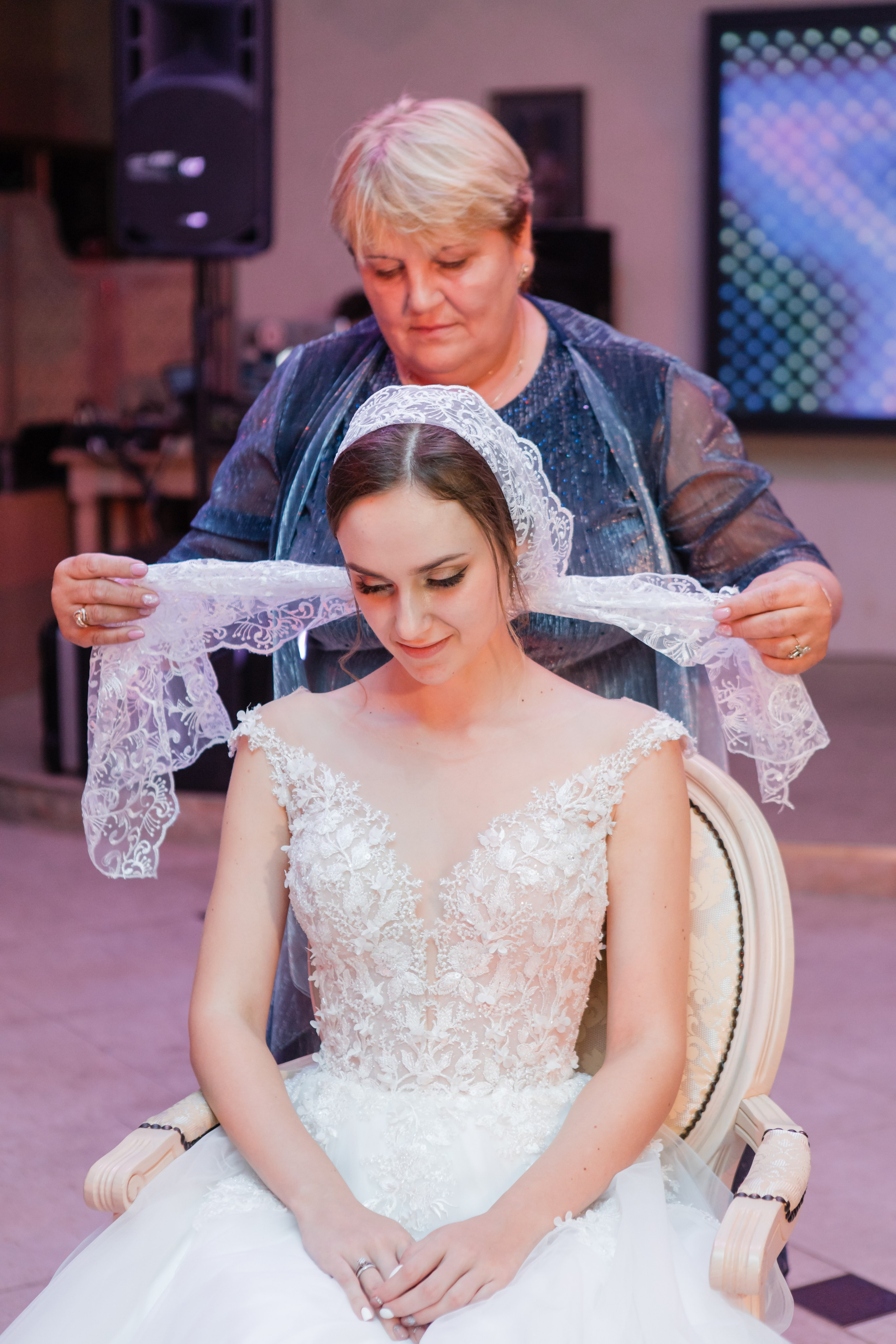 Свадебная фотосъемка Михаила и Ольги. День нашей свадьбы. Видеосъемка и фотосъемка свадеб. Фотограф и оператор на свадьбу. Видеосъемка подкастов, собственная видео-фотостудии. Предметная фотосъемка