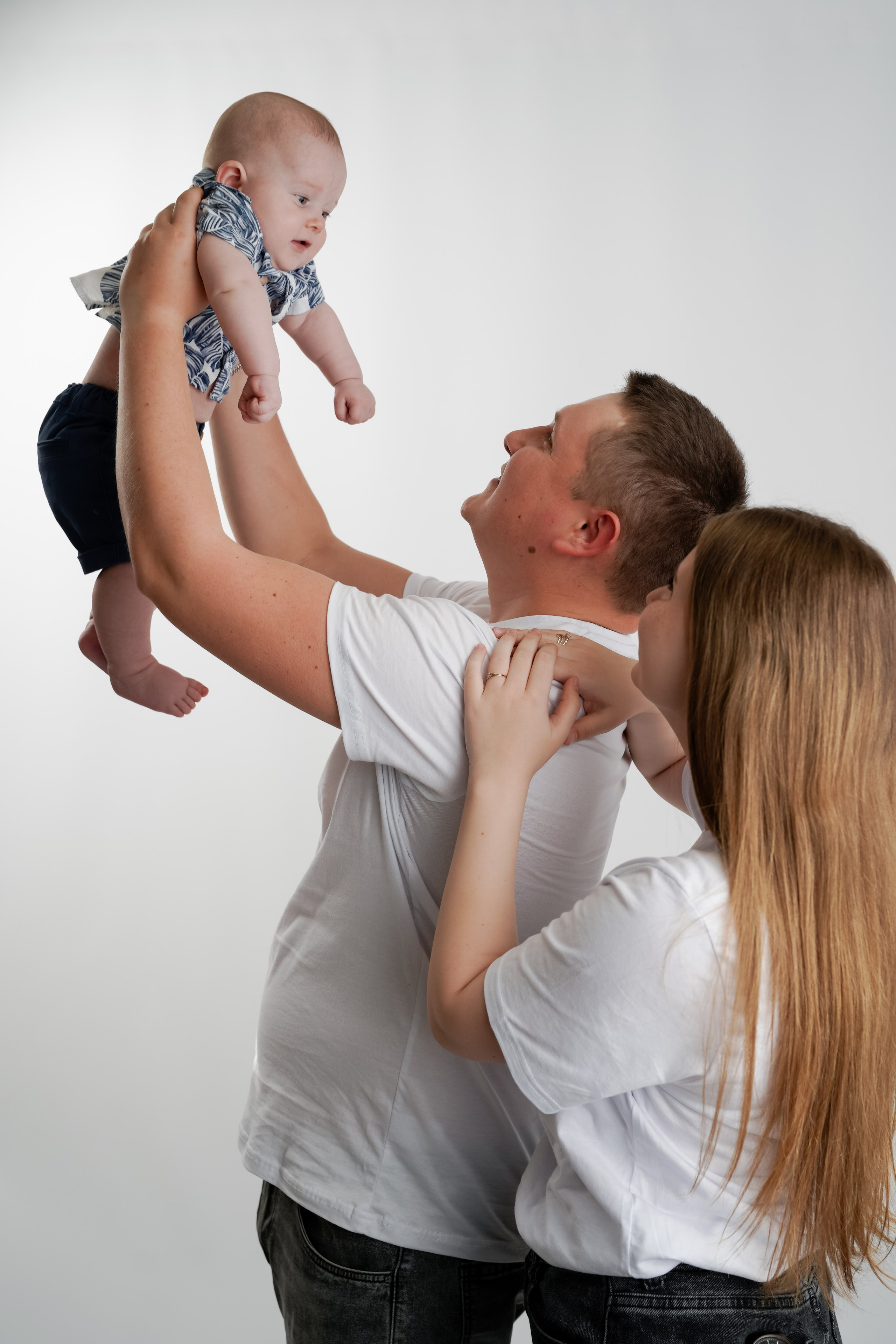 ЭКОНОМ. Фотограф новорожденных, детей до года и беременных в Симферополе