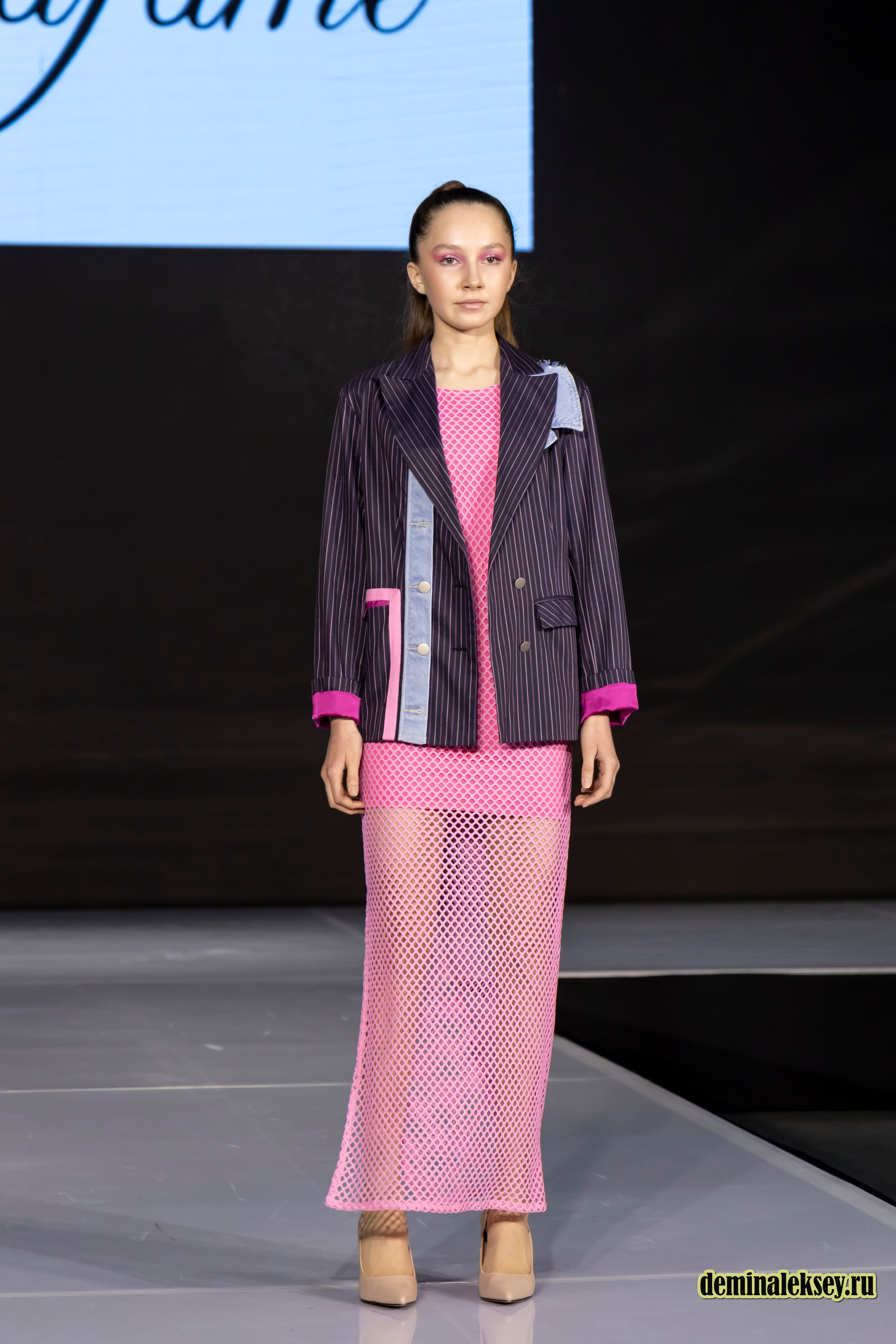 Показ бренда Mirafame на выставке Уникальная Россия 2025. Репортажный, семейный и студийный фотограф в Москве Демин Алексей