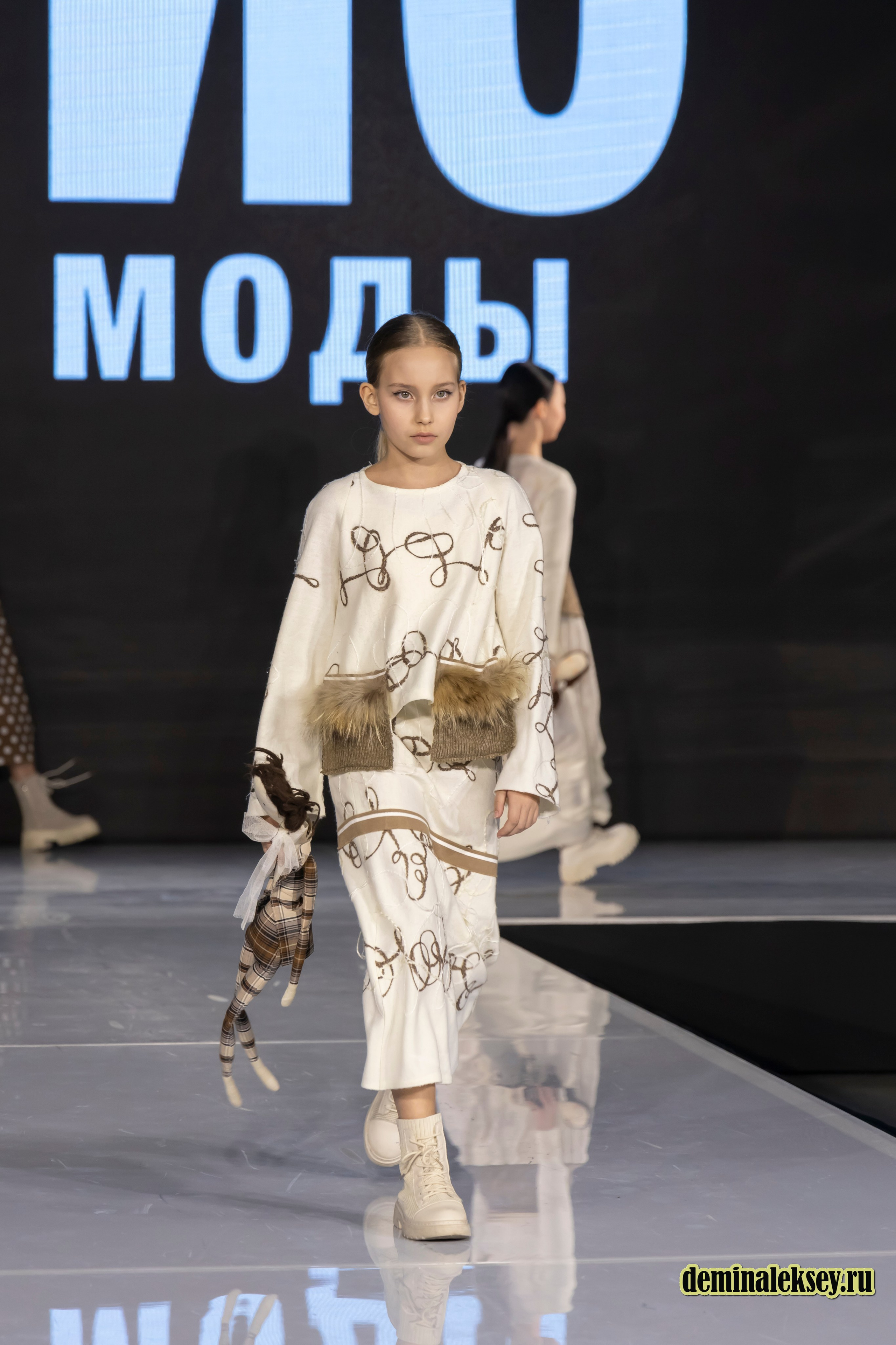 Ирина Старовойтова Театр моды «ИриС» 31 января 2025 гостиный двор, выставка Уникальная Россия. Репортажный, семейный и студийный фотограф в Москве Демин Алексей