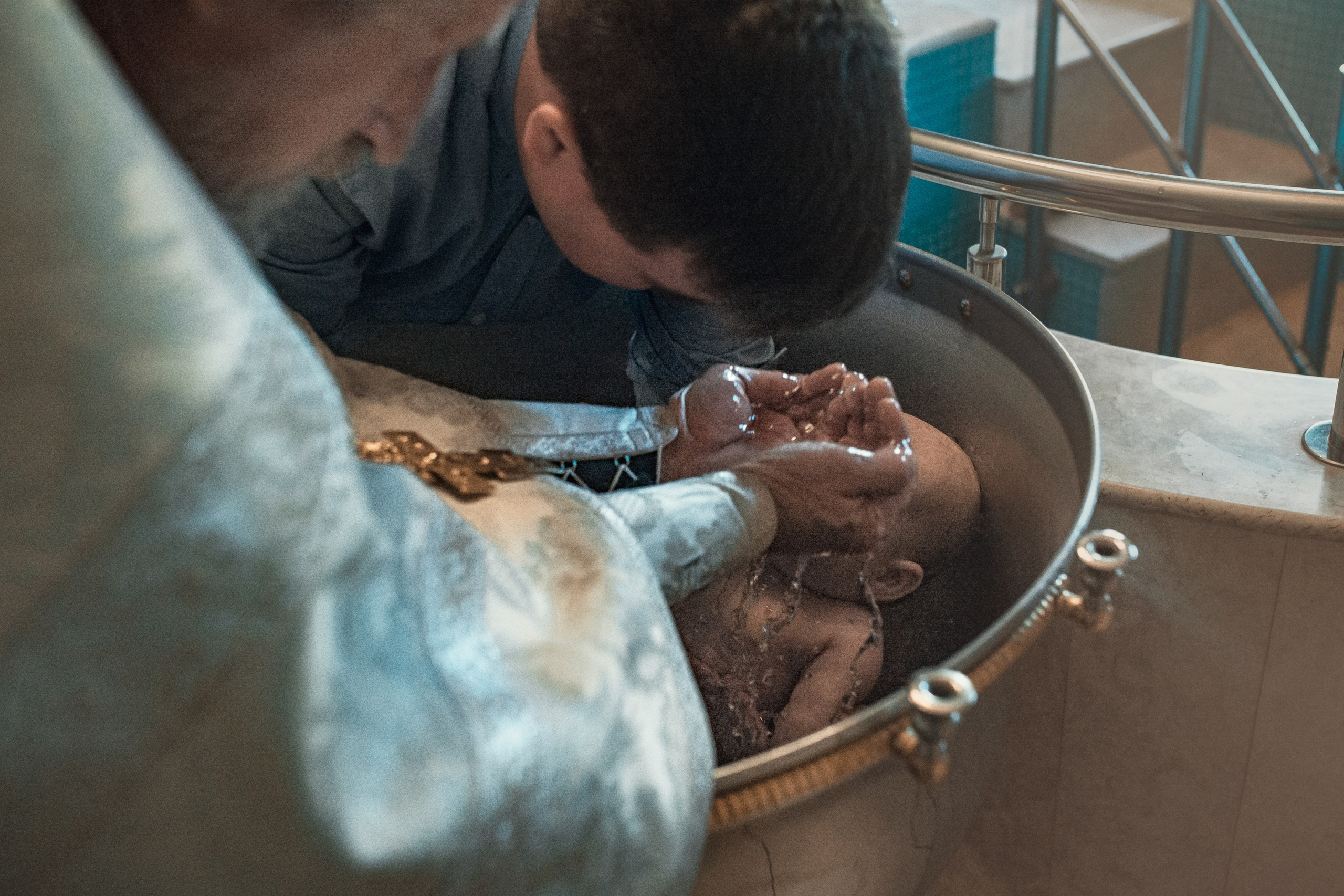 Крещение Екатерины в Троицком соборе Саратова. Фотограф на крещение в Саратове Марина Грушина