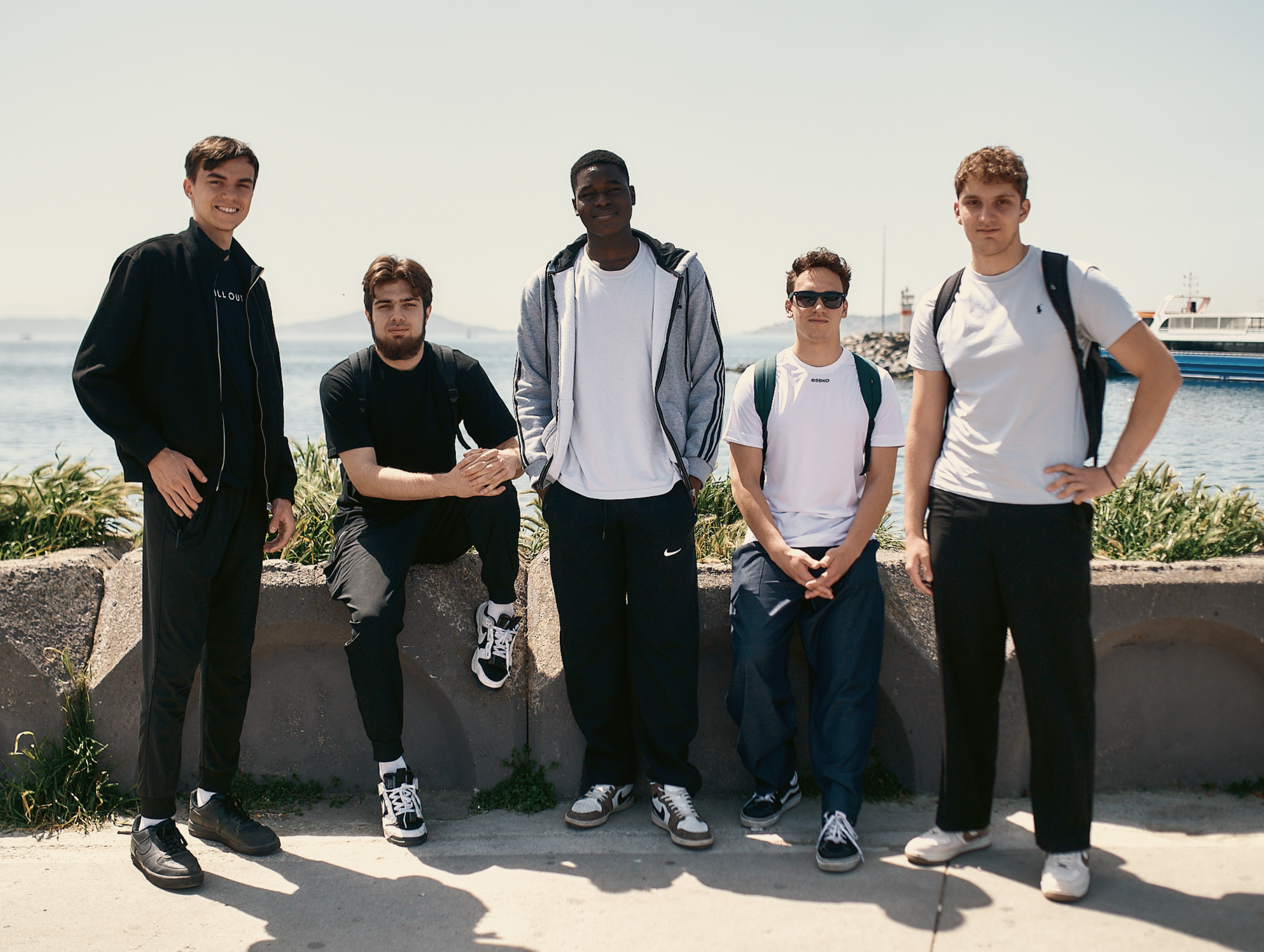 Студенты в Стамбуле. Свадебный фотограф, видеограф, рилсмейкер в Санкт-Петербурге и Москве