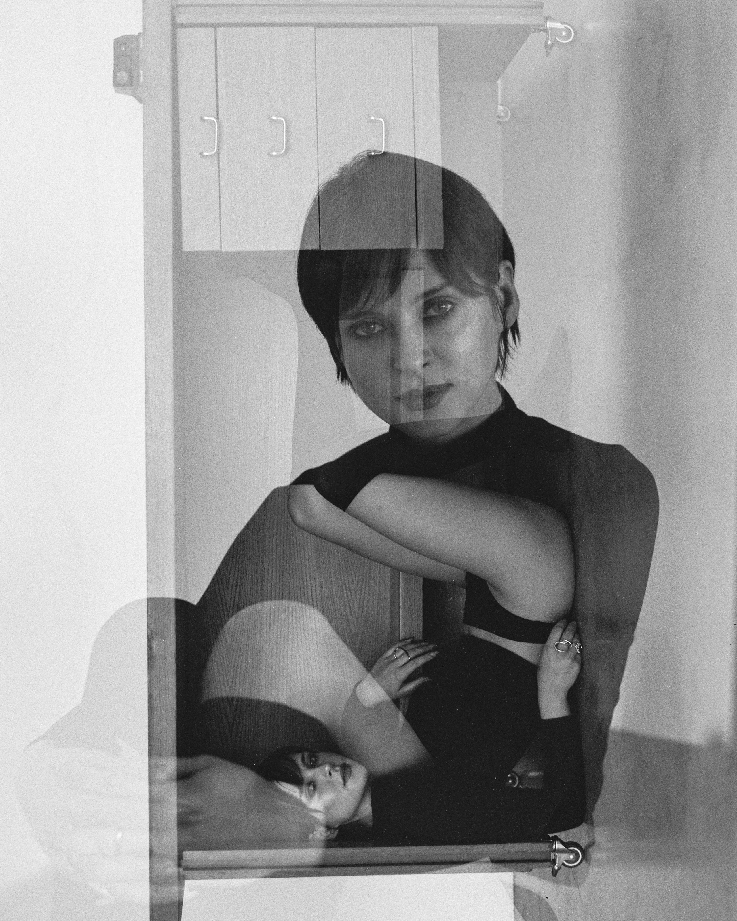 VICTORIA. ANNA — PHOTOGRAPHER