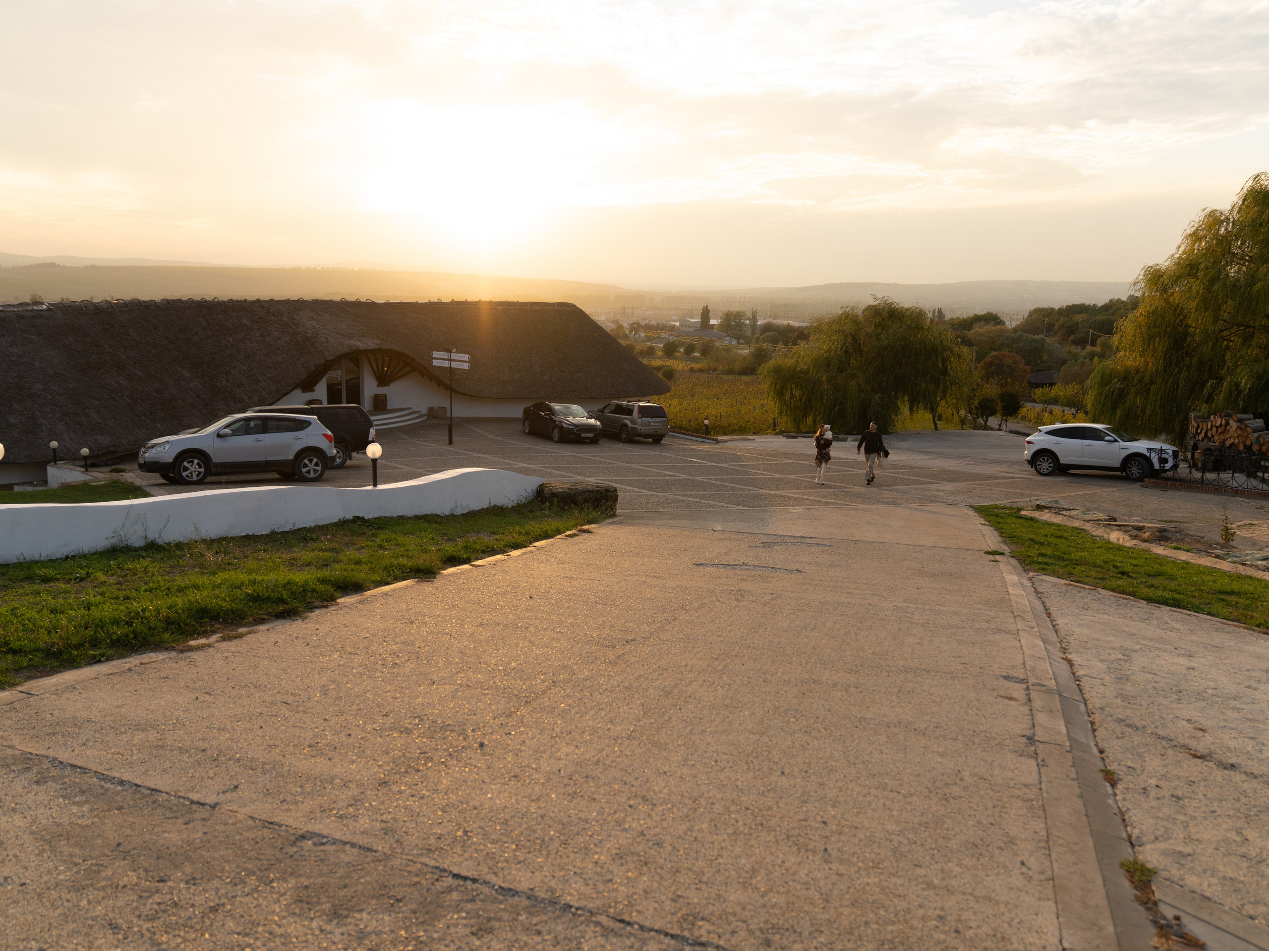 Misha, Nastya and Sergey. Главная