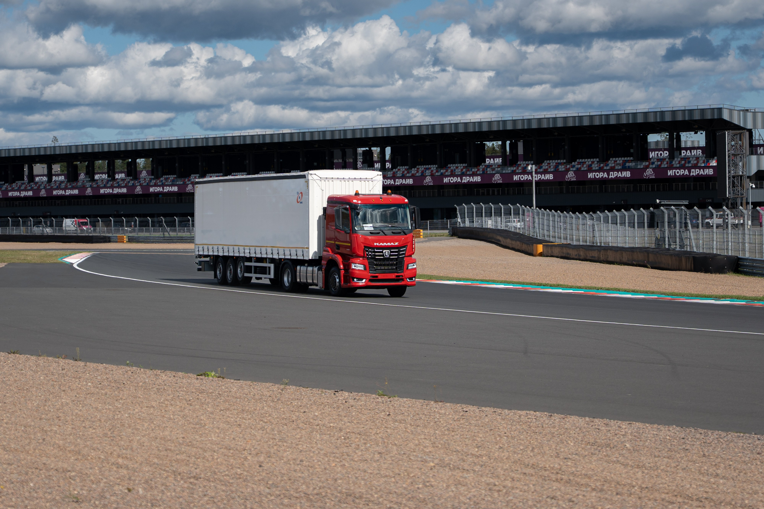 KAMAZ. Свадебный фотограф Санкт-Петербург СПб