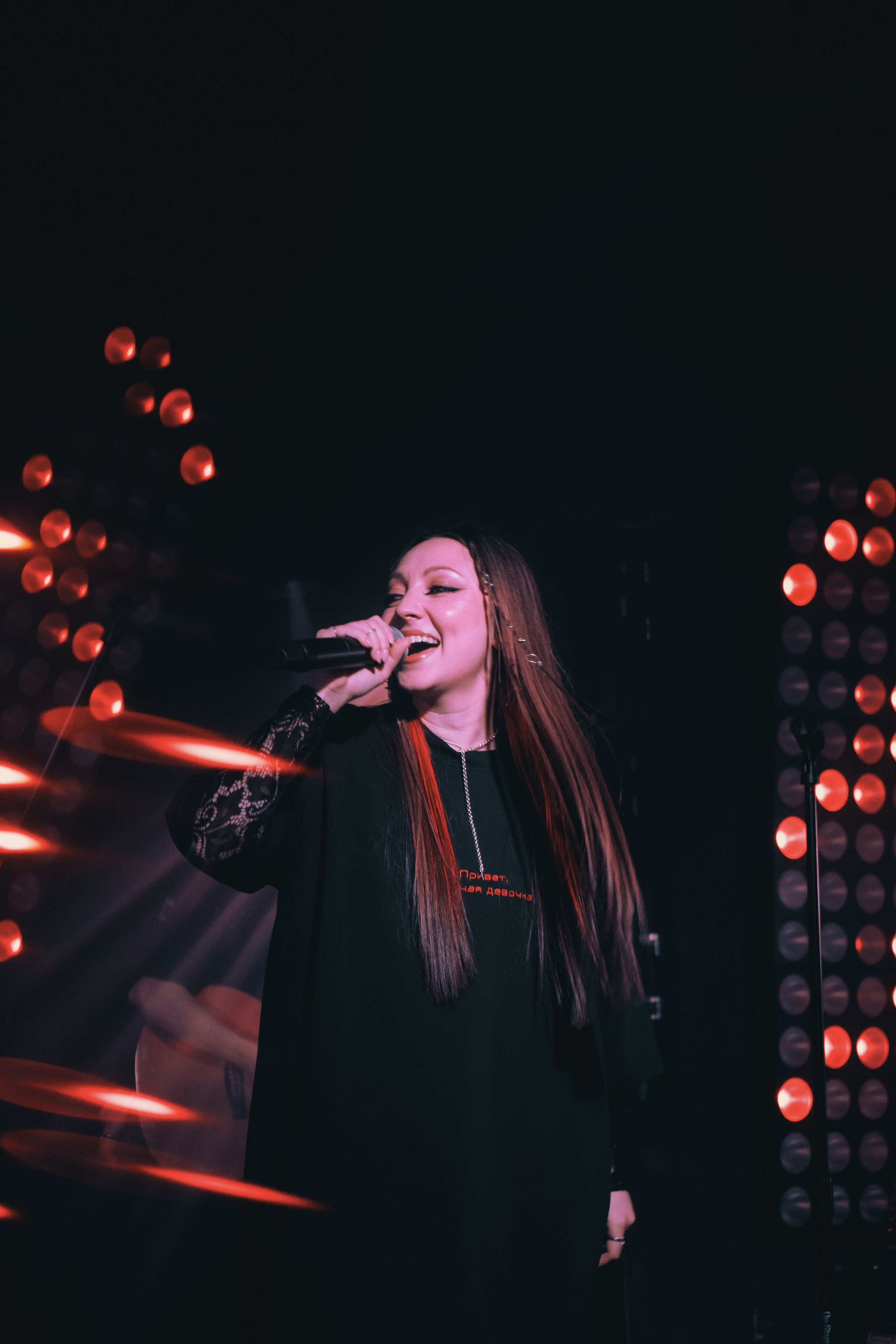 Аили. Первый сольный концерт в"Мумий Тролль Music Bar». Никита Скрипник — ТЕАТР В СТИЛЕ ФЭШН