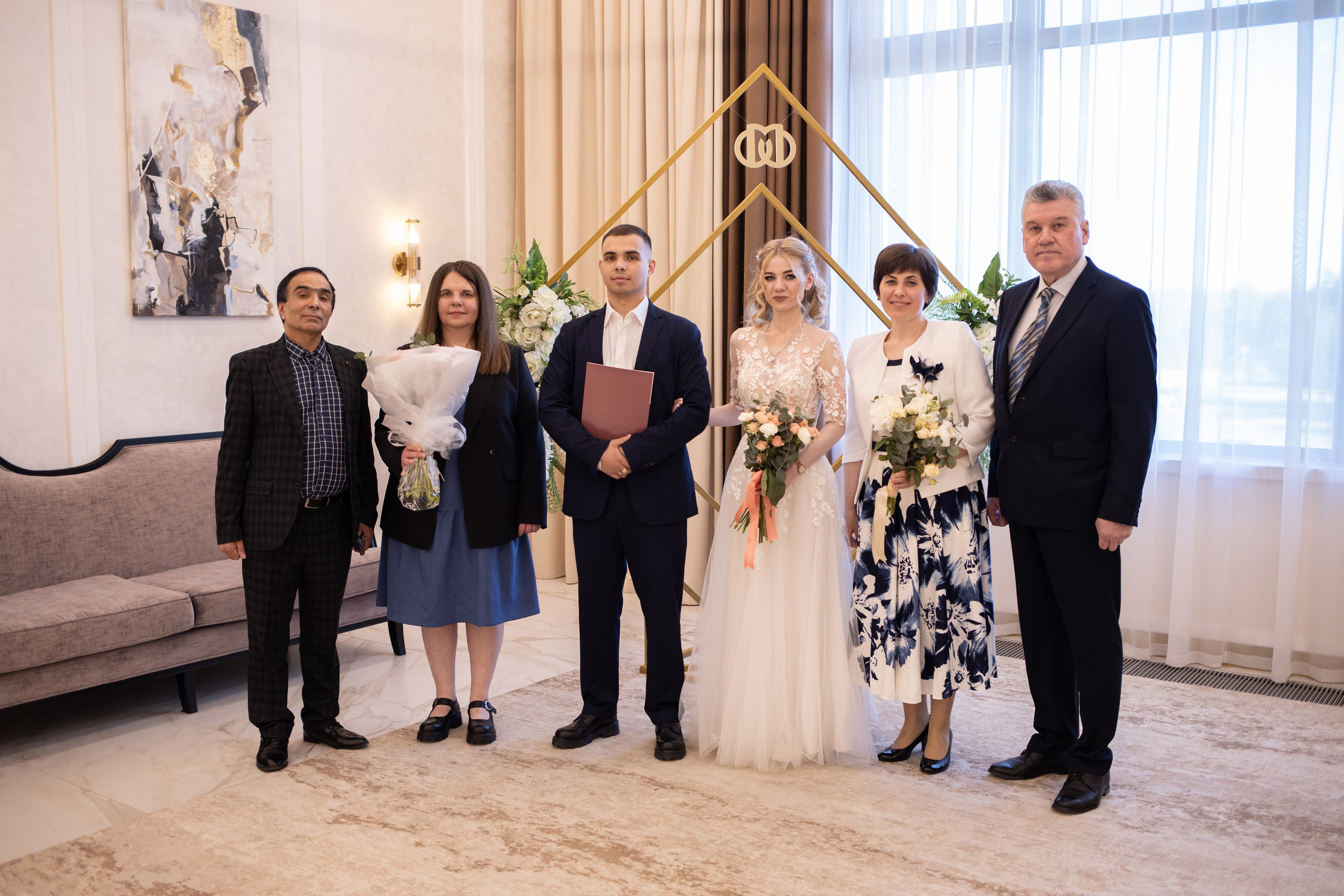 Руслан и Анастасия. Главная