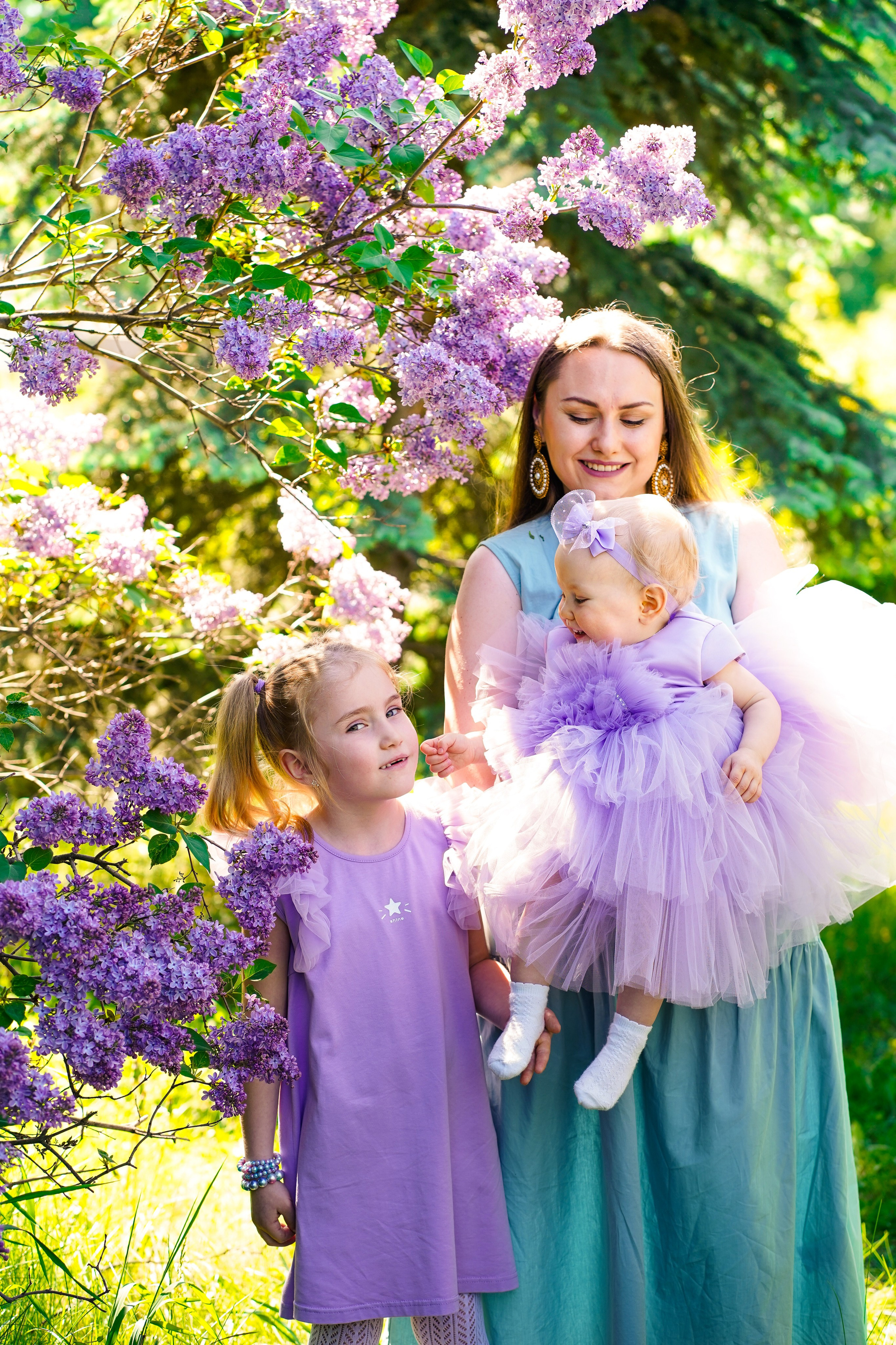 Сиреневая фотосессия на 1 годик. Семейный и портретный фотограф в Екатеринбурге Анна Лобанова