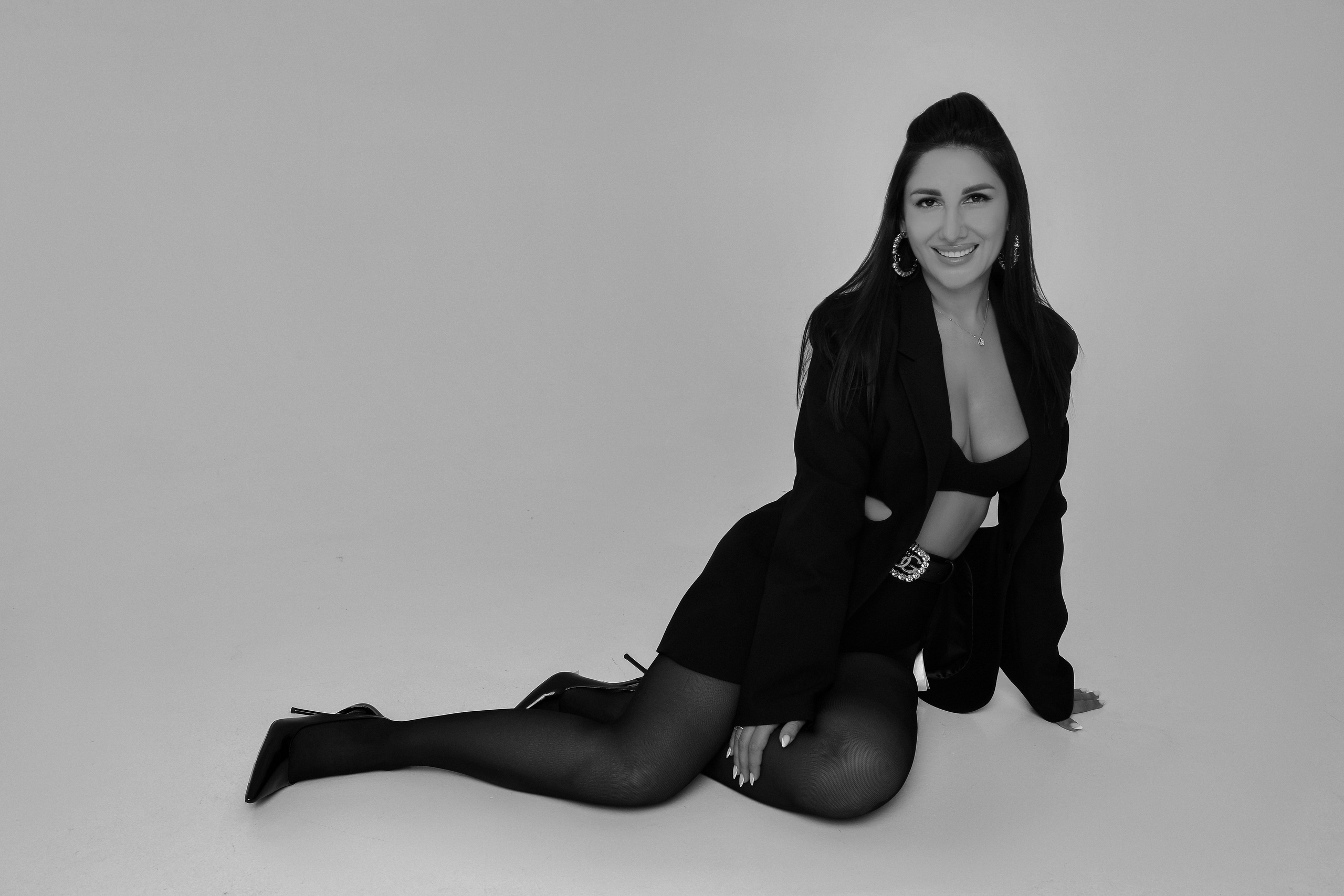 ЖЕНСКИЙ ПОРТРЕТ. Главная