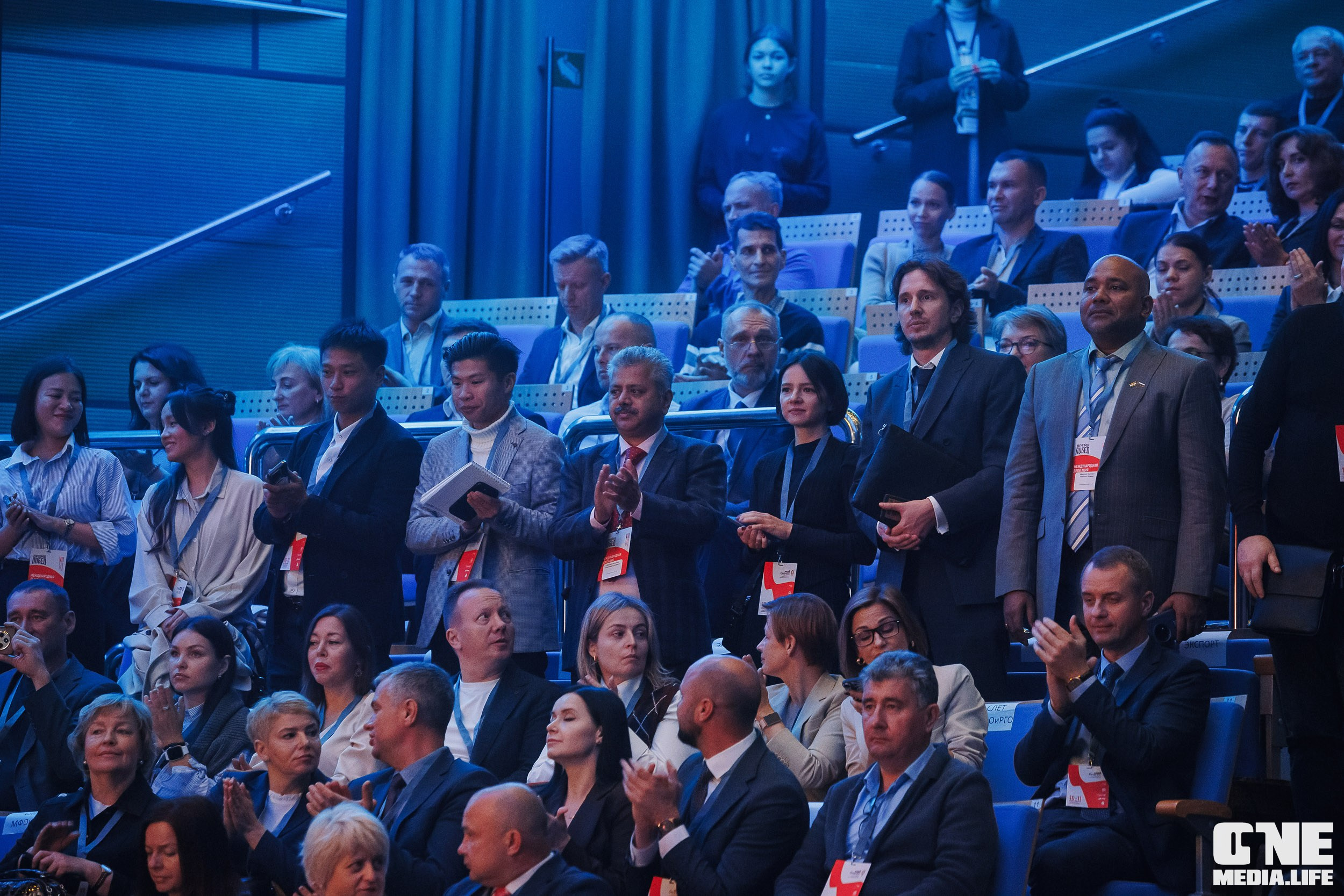 Фоторепортаж VII Международный форум «Вселенная бизнеса. Время Побед». One Media Life: фоторепортажи, фотоотчеты с мероприятий и заведений