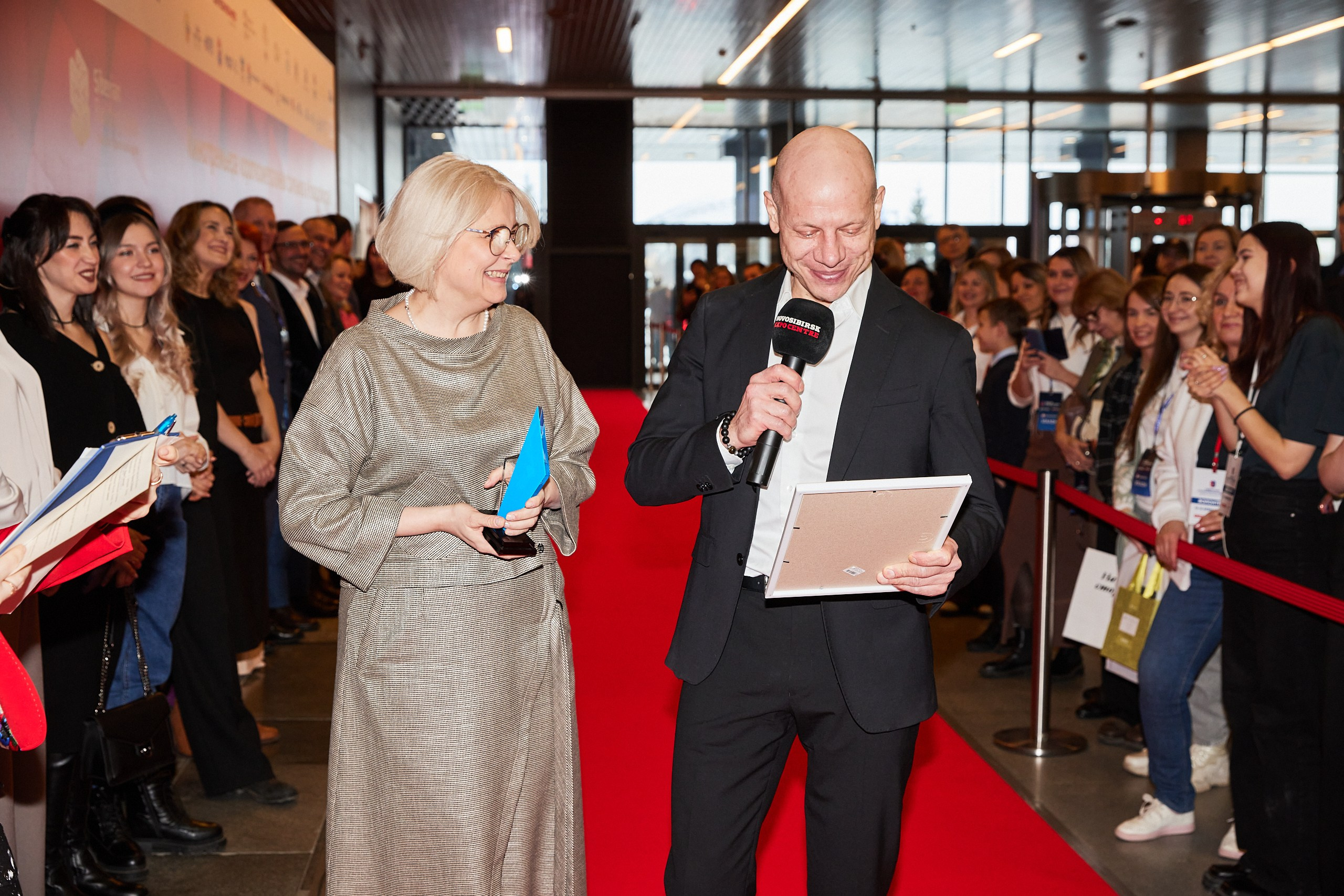 Репортажное и корпоративное портфолио. Репортажный фотограф Новосибирск — Станислав Попов