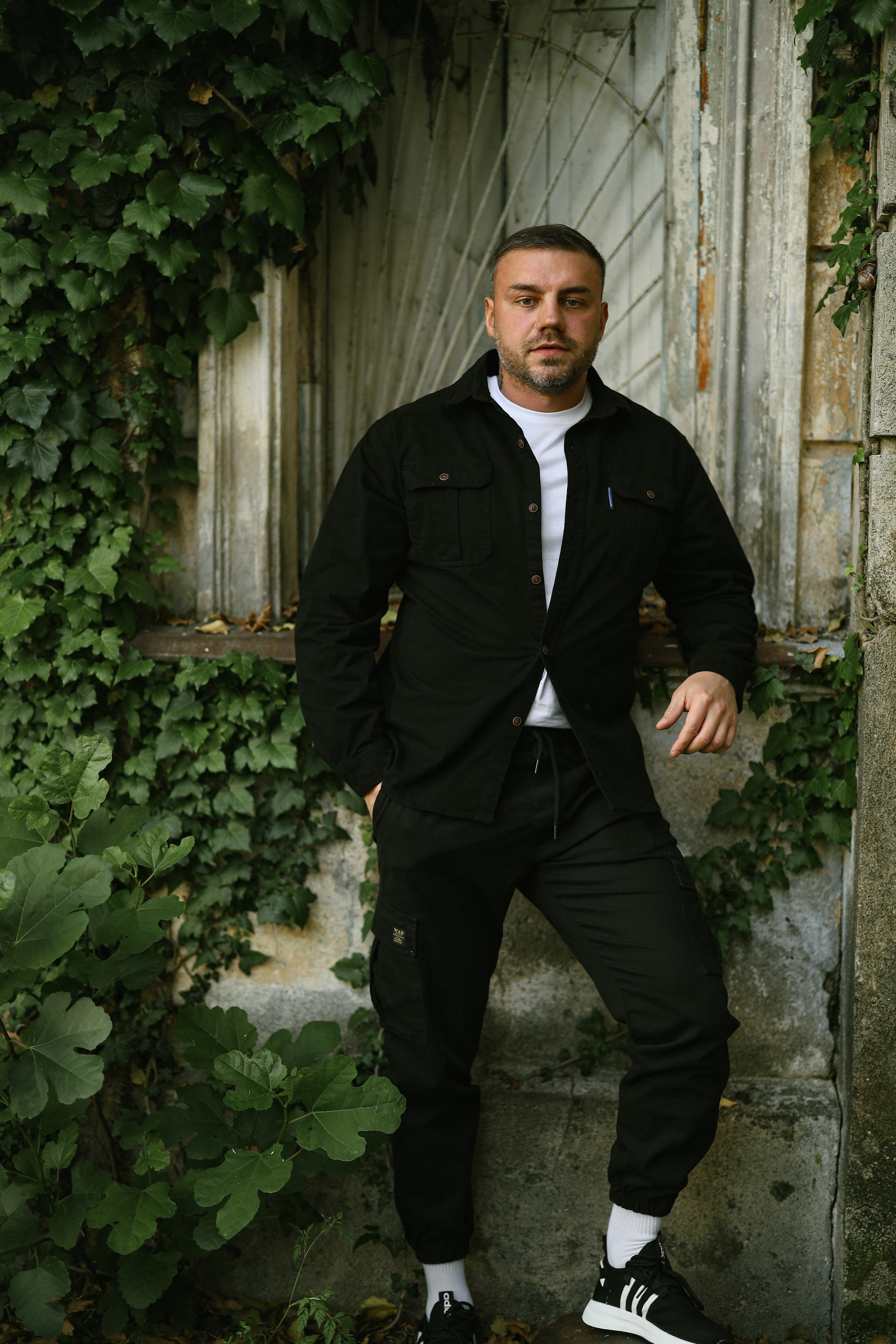 Фотосессия для Евгения. Фото-прогулка по улочкам Сухума. Свадебный и семейный фотограф в Абхазии Жанна Соснина