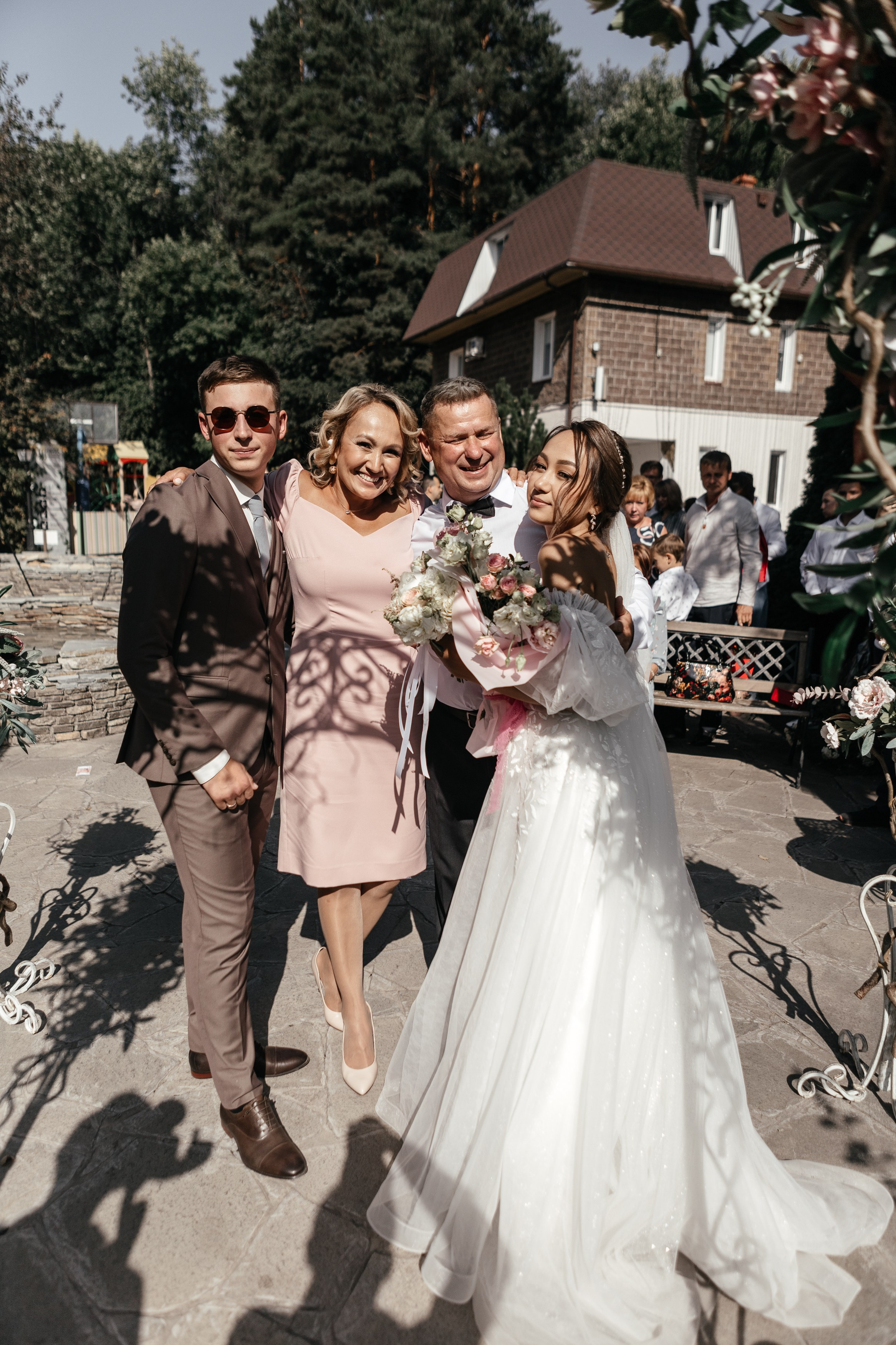 Свадебный фотограф Уфа — Руслан ГабдлисламовЖивые эмоции, красивые кадры, воспоминания на всю жизнь.Работаю по всей Республике Башкортоста. Свадебный фотограф Уфа Руслан Габдлисламов