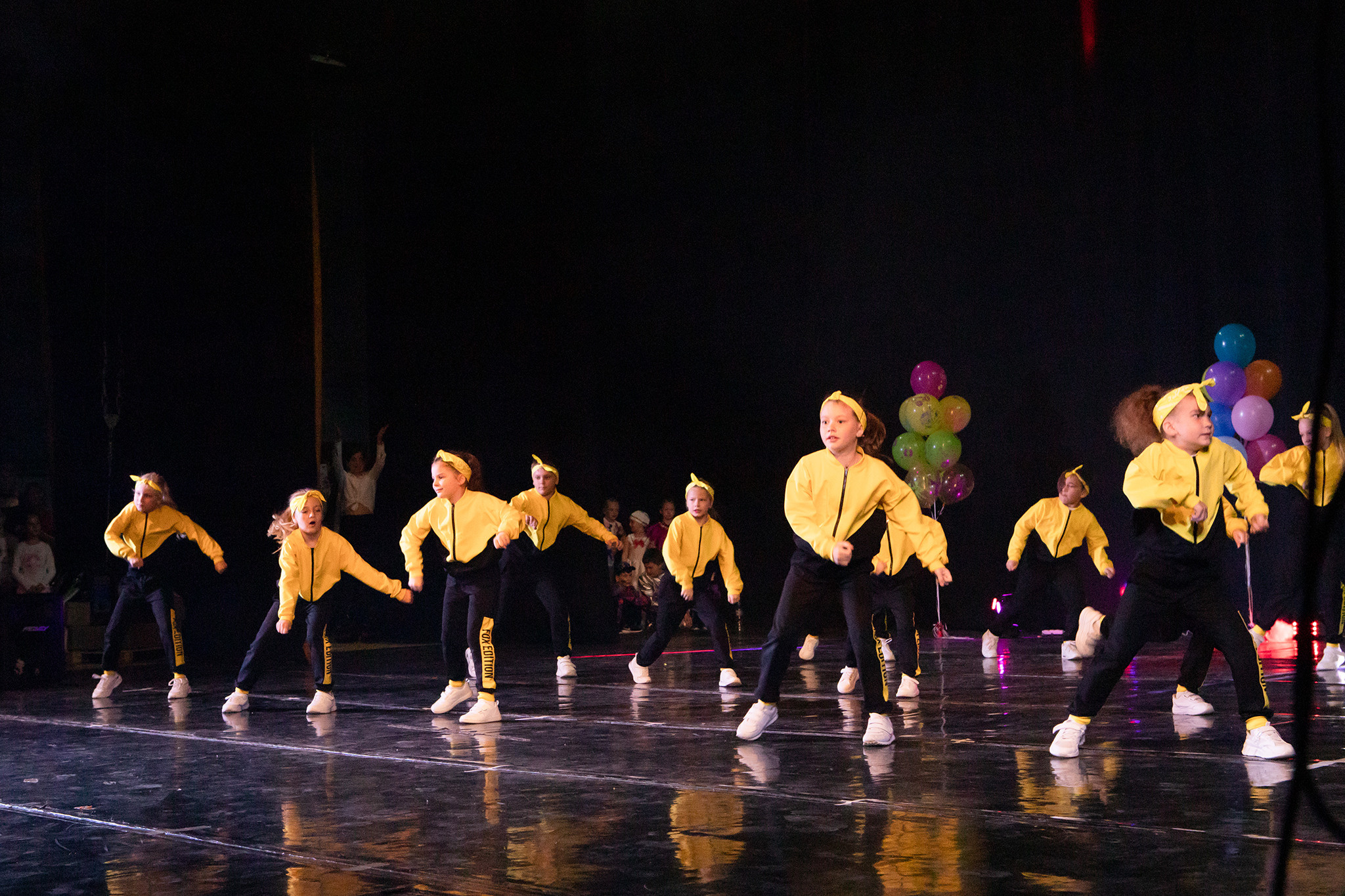 Репортаж с отчетного концерта танцевальной студии Смузи Дэнс. Фотограф в Москве Серегина Екатерина
